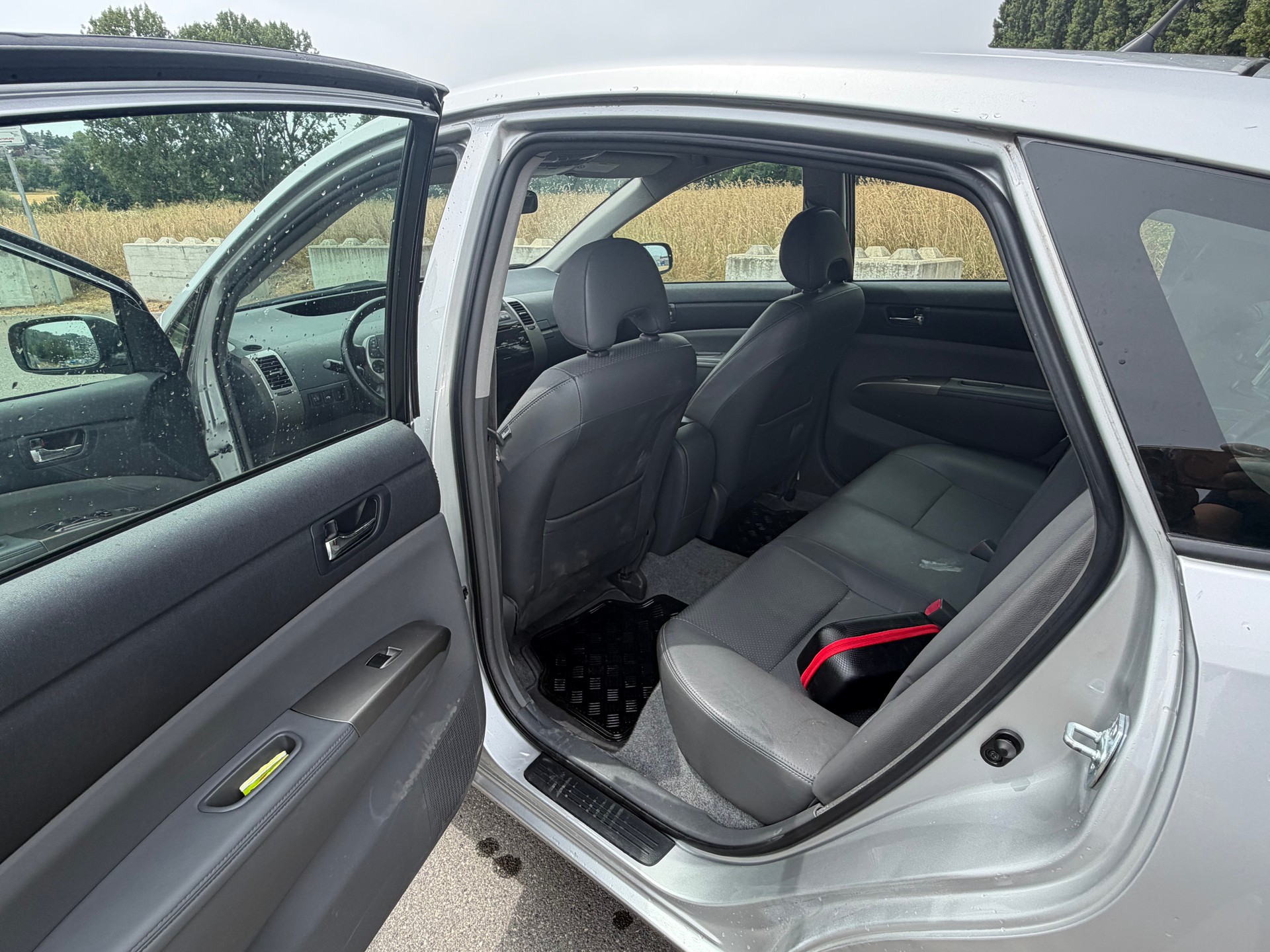 TOYOTA Prius 1.5 16V Hybrid Edition-image-7