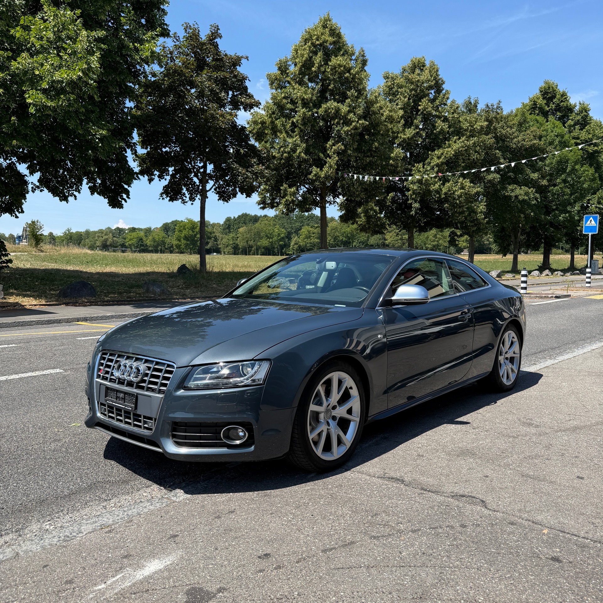 AUDI S5 Coupé 4.2 FSI quattro-image-2