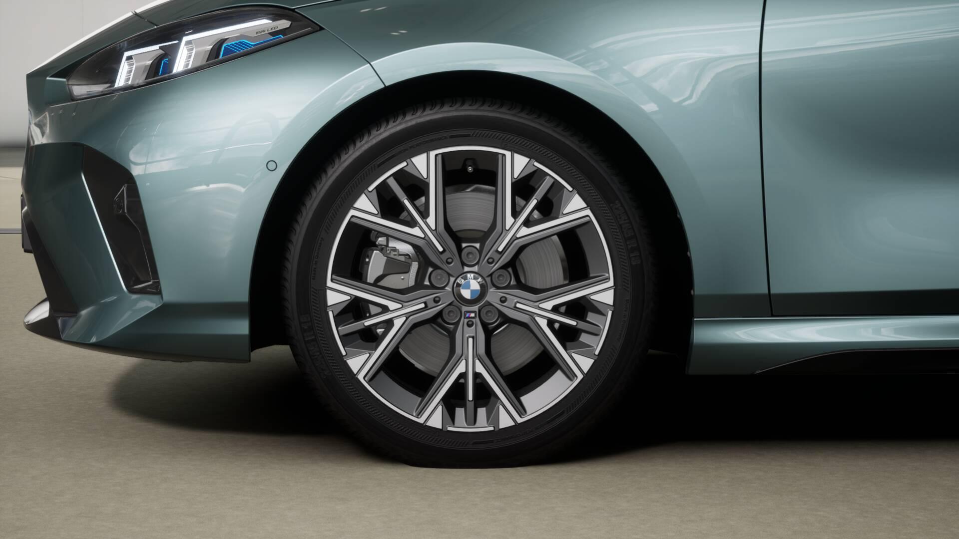 BMW 123 xDrive-image-6