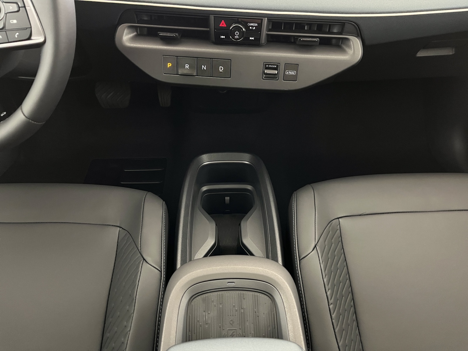 NISSAN Leaf 75 kWh Evolve-image-13