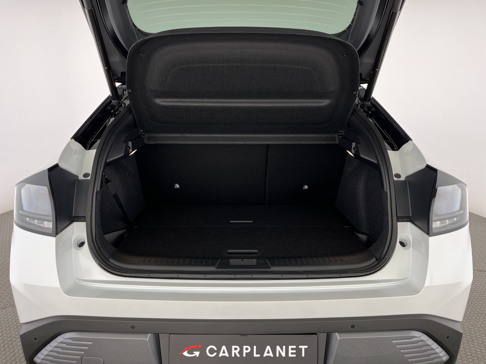 NISSAN Leaf 75 kWh Evolve-image-17