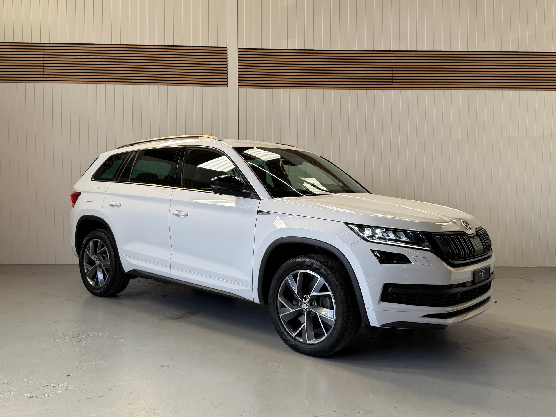 SKODA Kodiaq 2.0 TDI CR Sport Line 4x4 DSG, ab MFK und Service, 7 Plätze-image-6