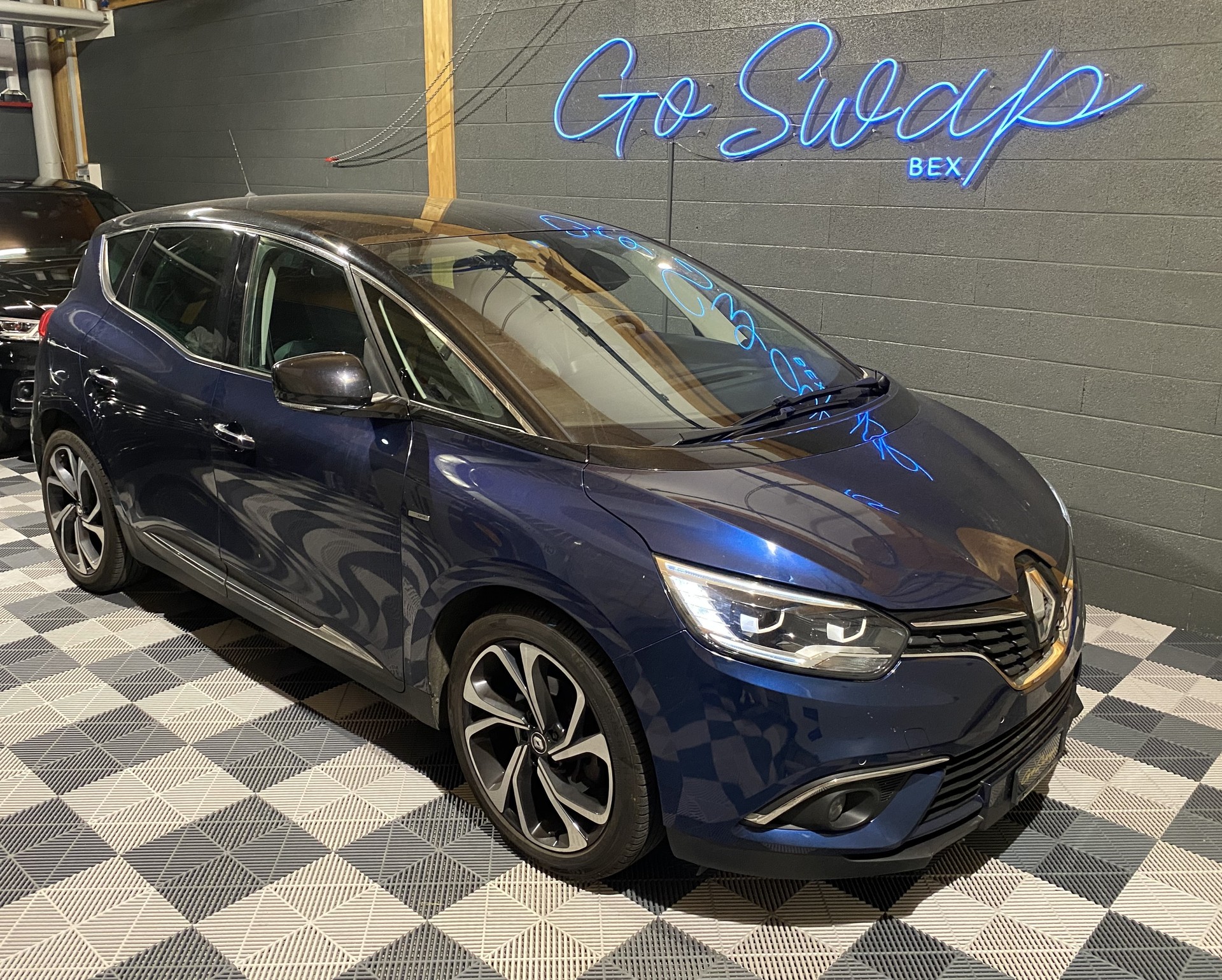 RENAULT Scénic 1.2 16V Turbo Bose