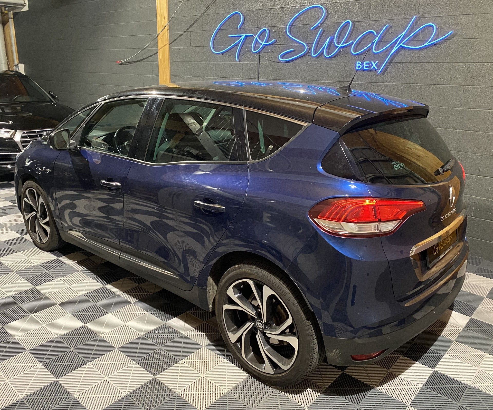 RENAULT Scénic 1.2 16V Turbo Bose-image-10