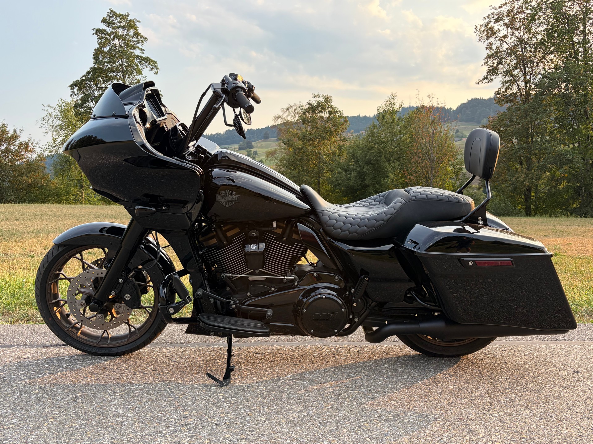 HARLEY-DAVIDSON FLTRXST Road Glide ST 117-image-1