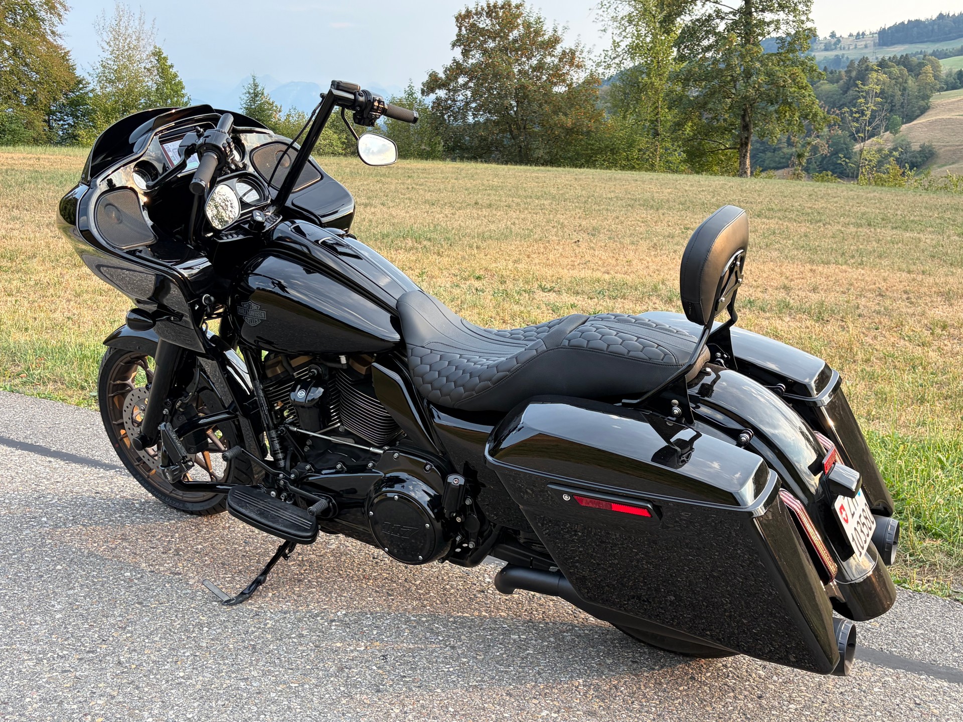 HARLEY-DAVIDSON FLTRXST Road Glide ST 117-image-5