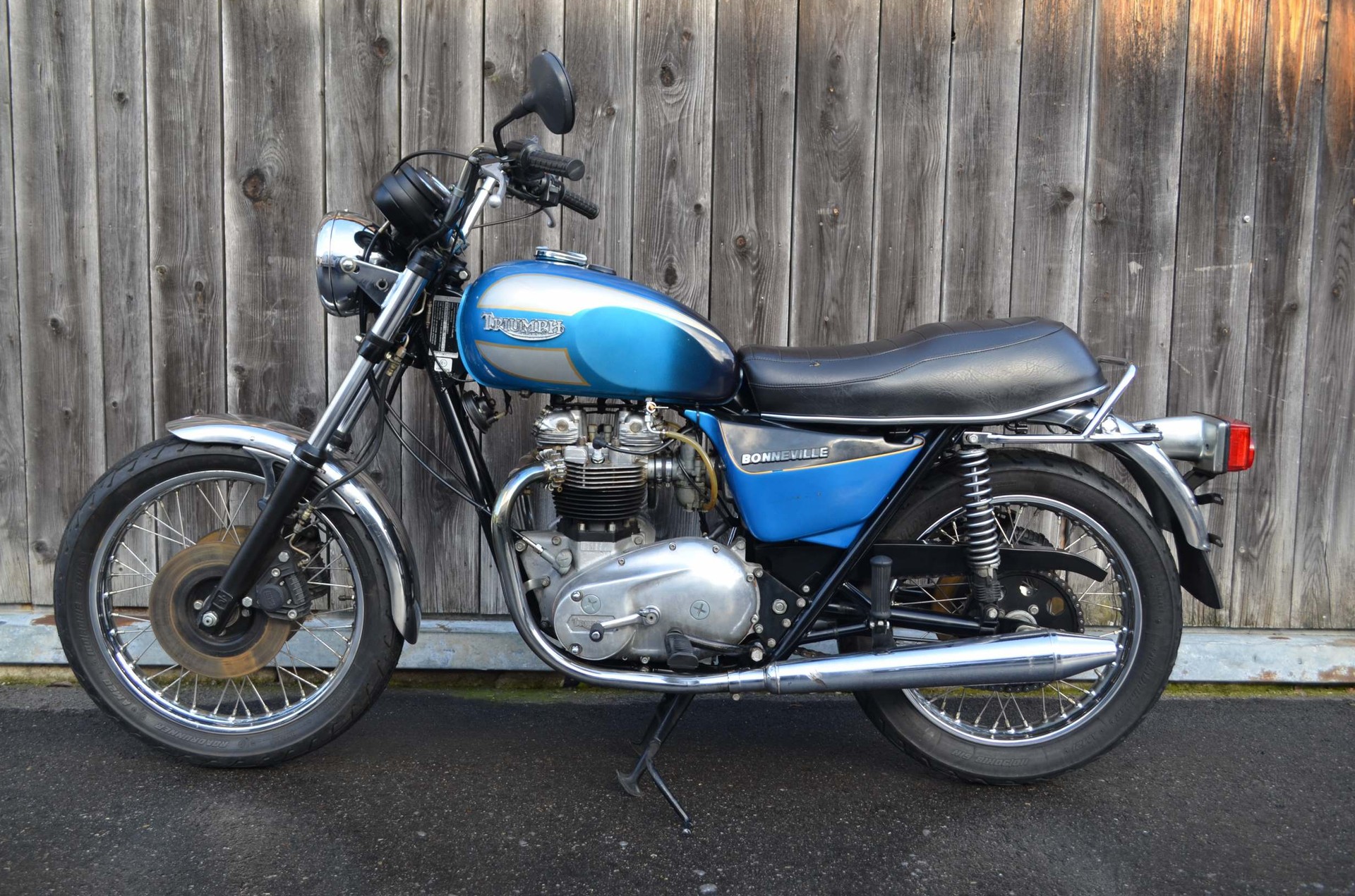 TRIUMPH Bonneville 750-image-1