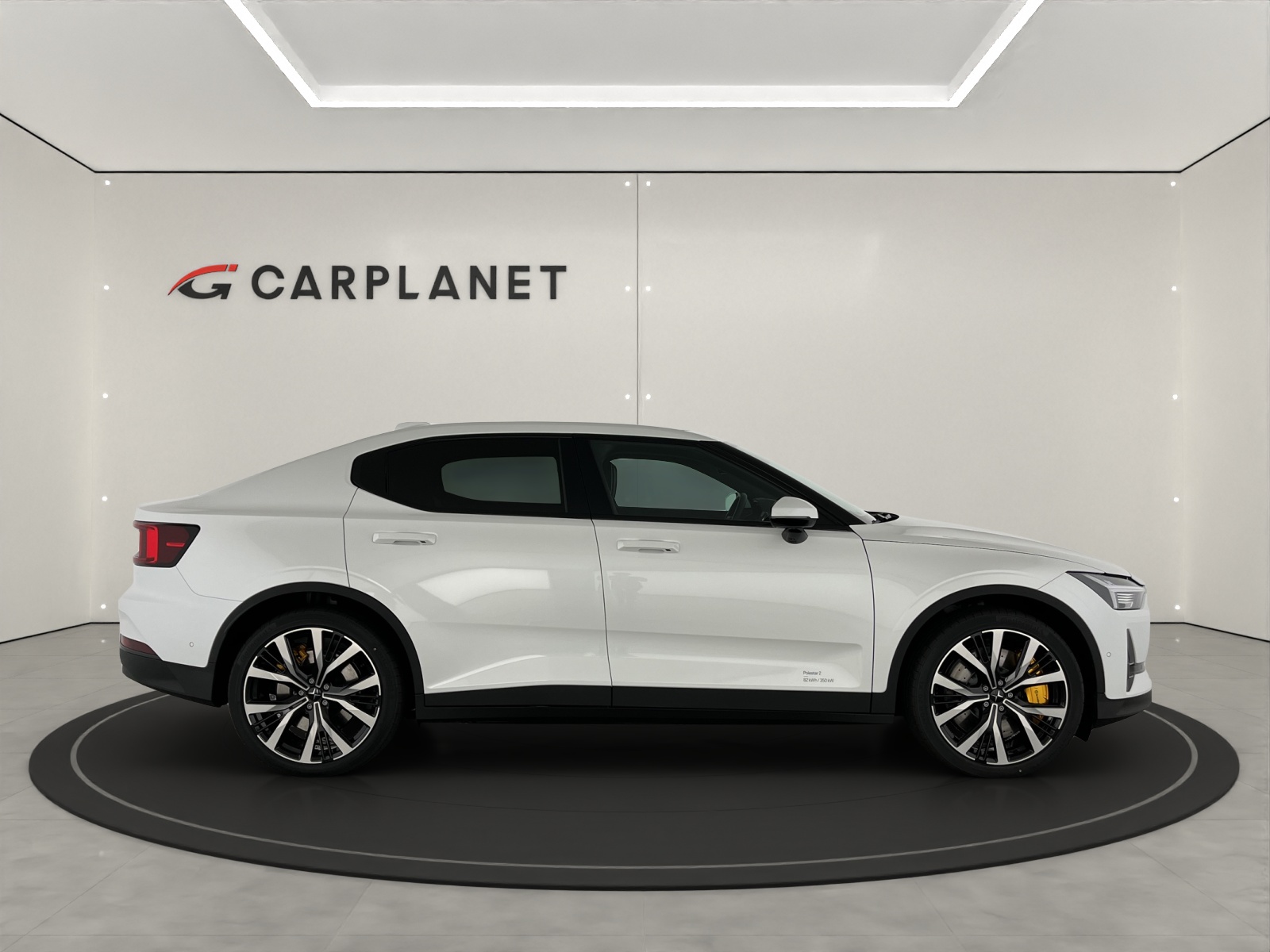 POLESTAR 2 Long Range Dual Motor Performance Prime-showroom-element-2