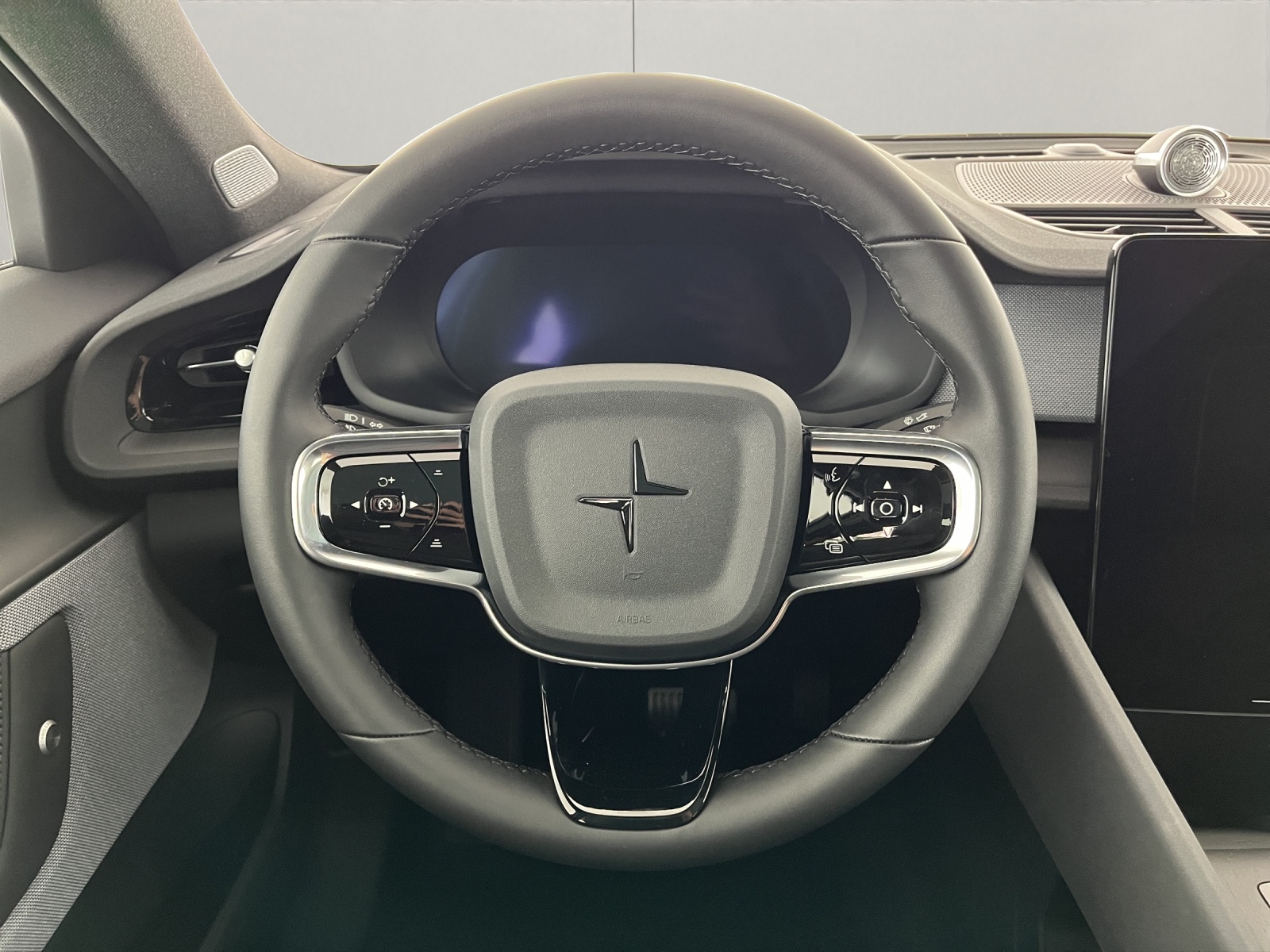 POLESTAR 2 Long Range Dual Motor Performance Prime-image-13