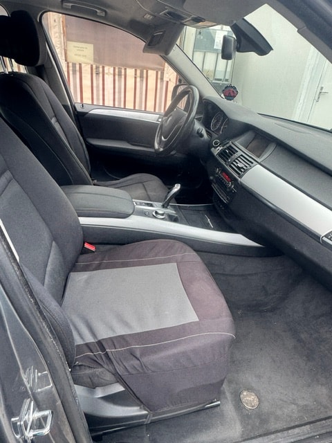 BMW X5 xDrive 30i (3.0si) Steptronic-image-5