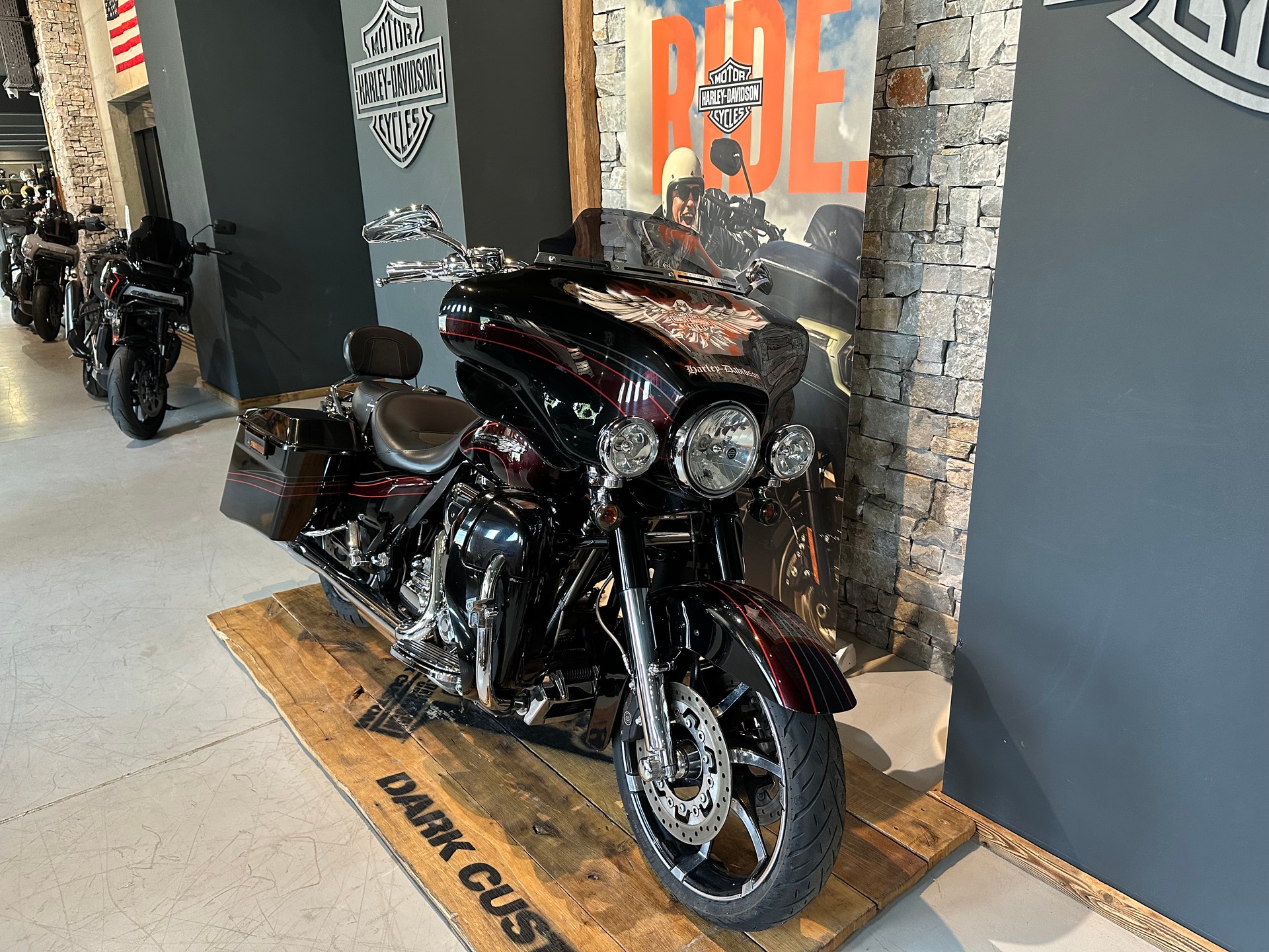 HARLEY-DAVIDSON FLHXSE Street Glide ABS CVO-image-1
