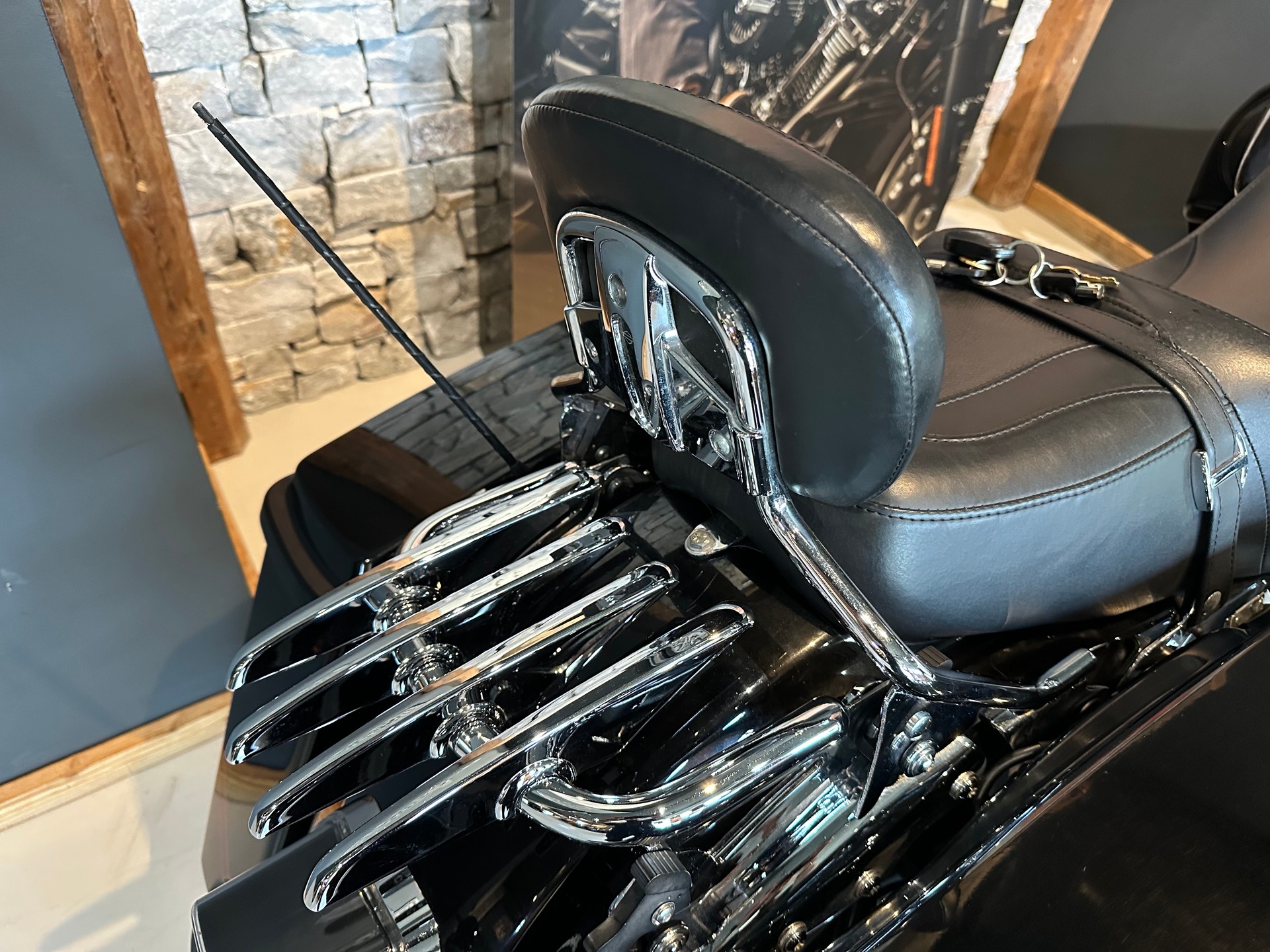 HARLEY-DAVIDSON FLHXSE Street Glide ABS CVO-image-11