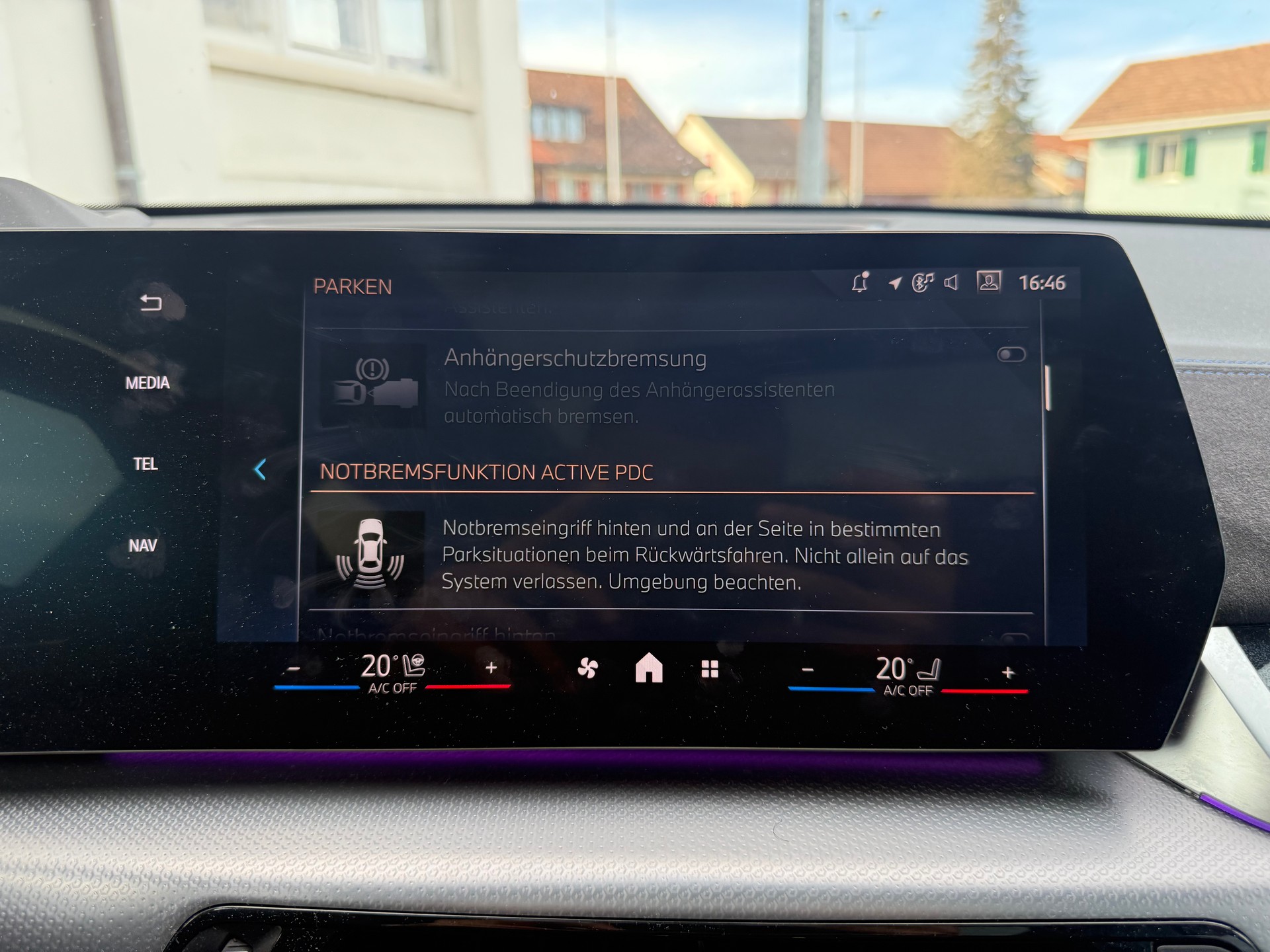 BMW X1 23i xDrive paddles M-SPORT PRO-image-20