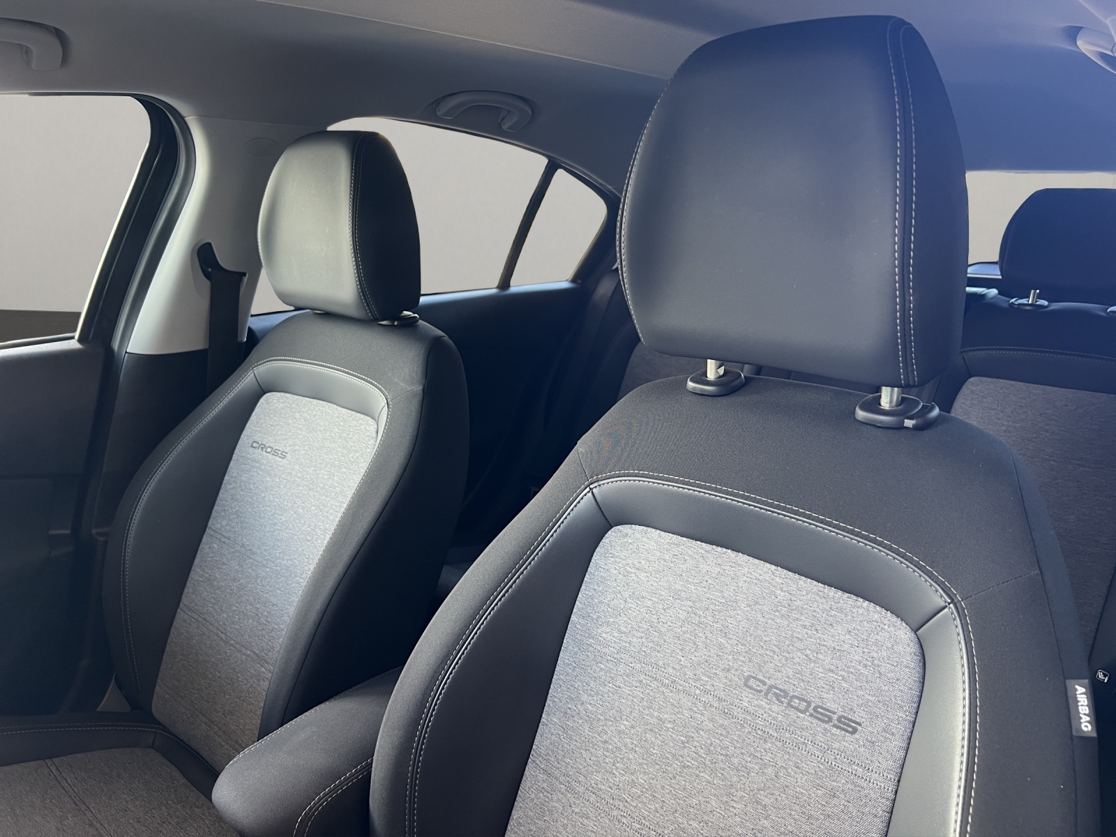 FIAT Tipo 1.5 Hybrid Cross-image-9