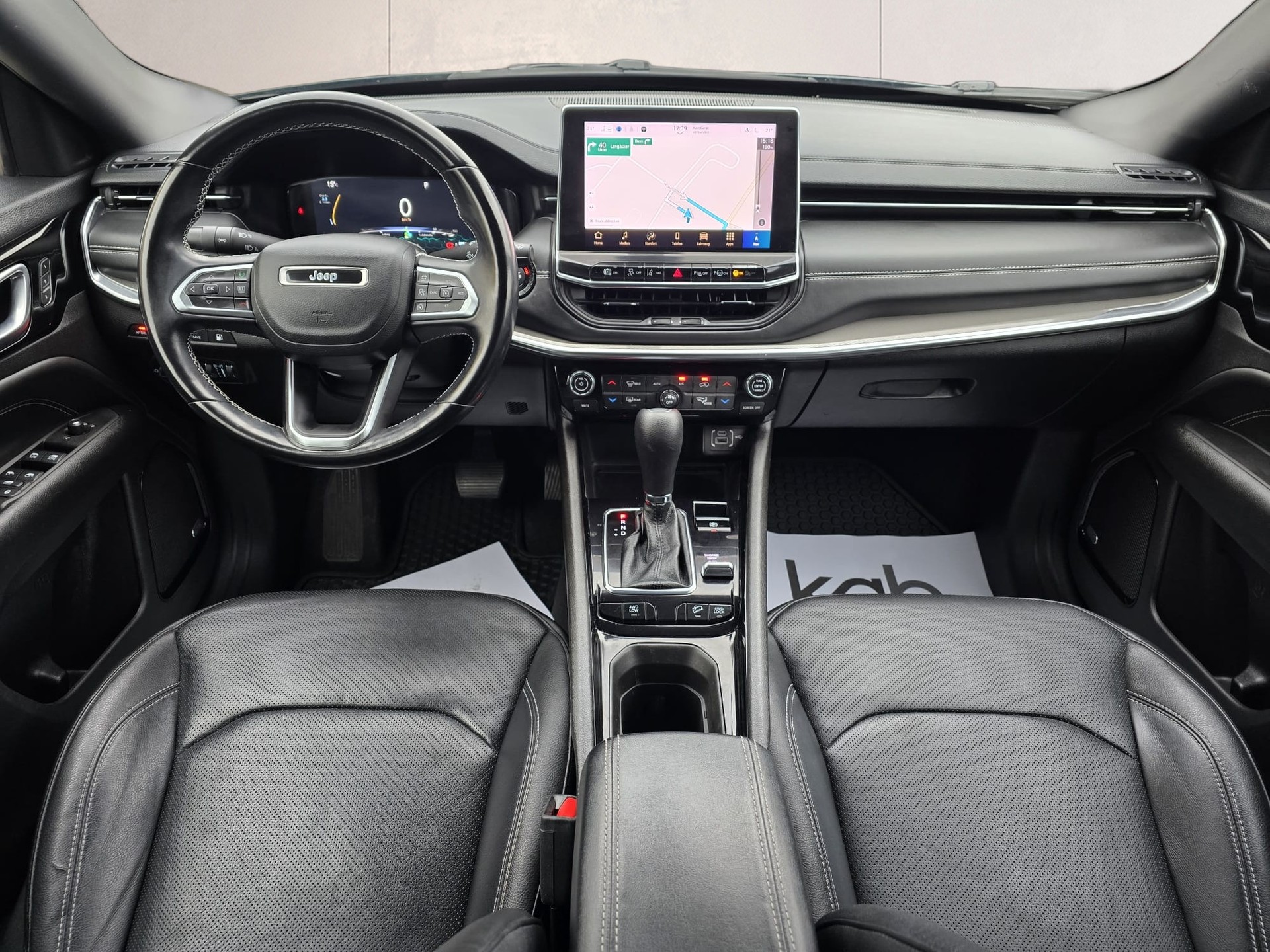 JEEP Compass 1.3 PHEV S AWD 4xe 240 PS Automatik-image-8