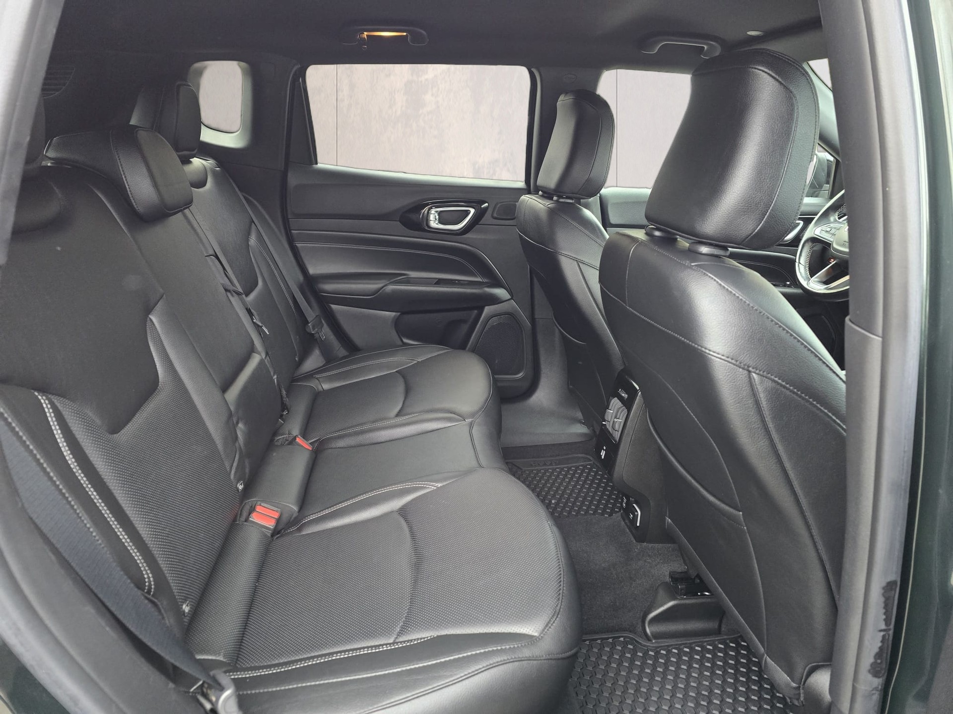 JEEP Compass 1.3 PHEV S AWD 4xe 240 PS Automatik-image-22