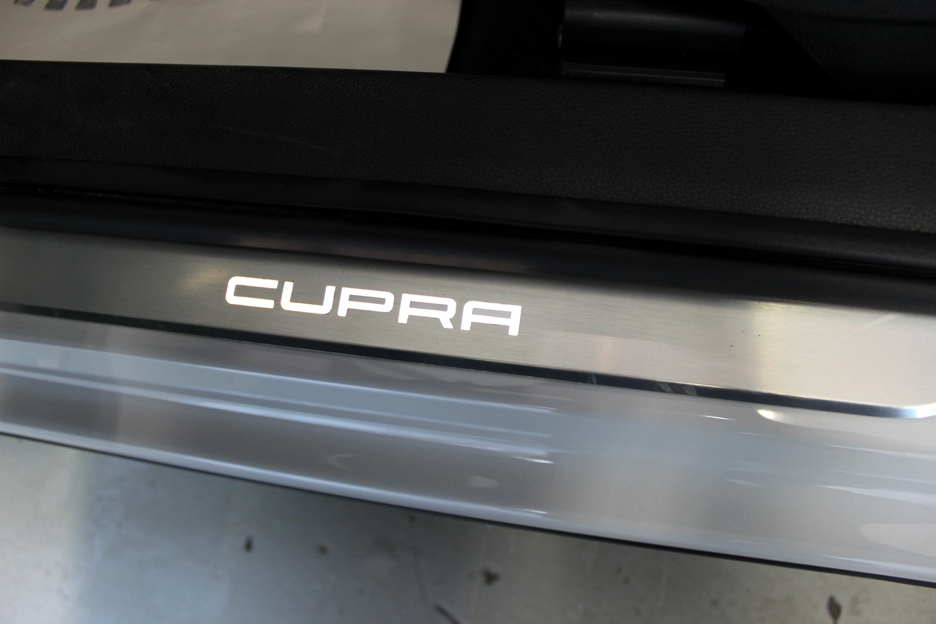 CUPRA Ateca 2.0TSI 4Drive DSG 💥 TOP Ausstattung inkl. AHK 💥 Garantie 💥 Lieferung möglich-image-29