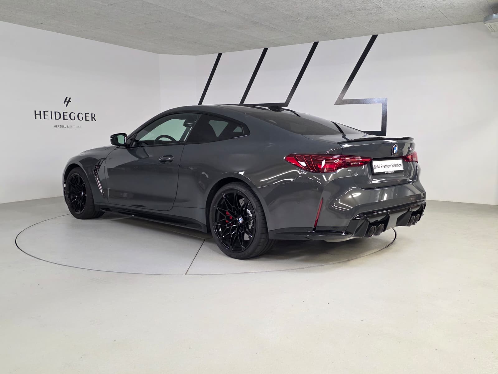BMW M4 Coupé Competition M xDrive-showroom-element-2