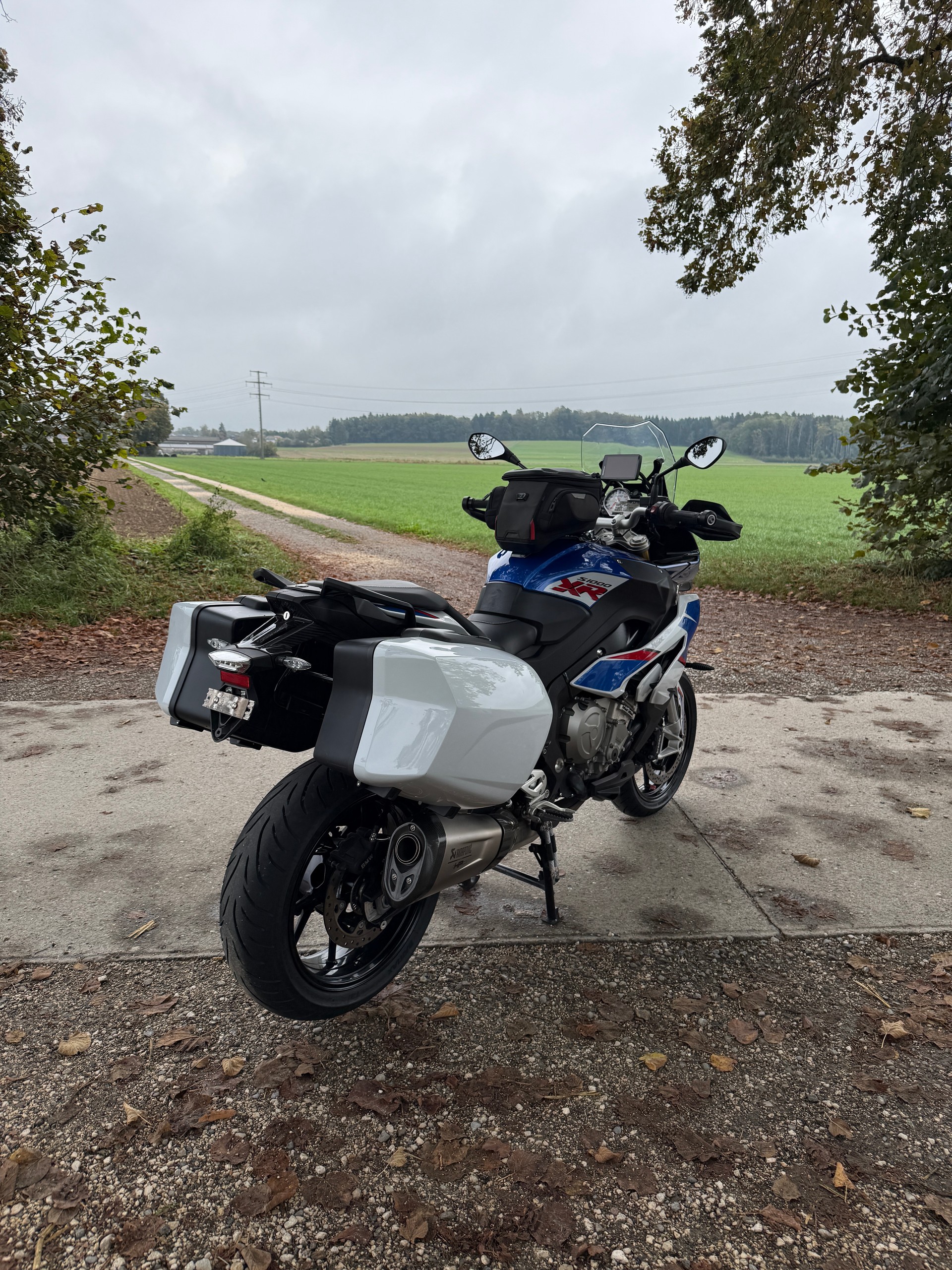 BMW S 1000 XR ABS-image-1