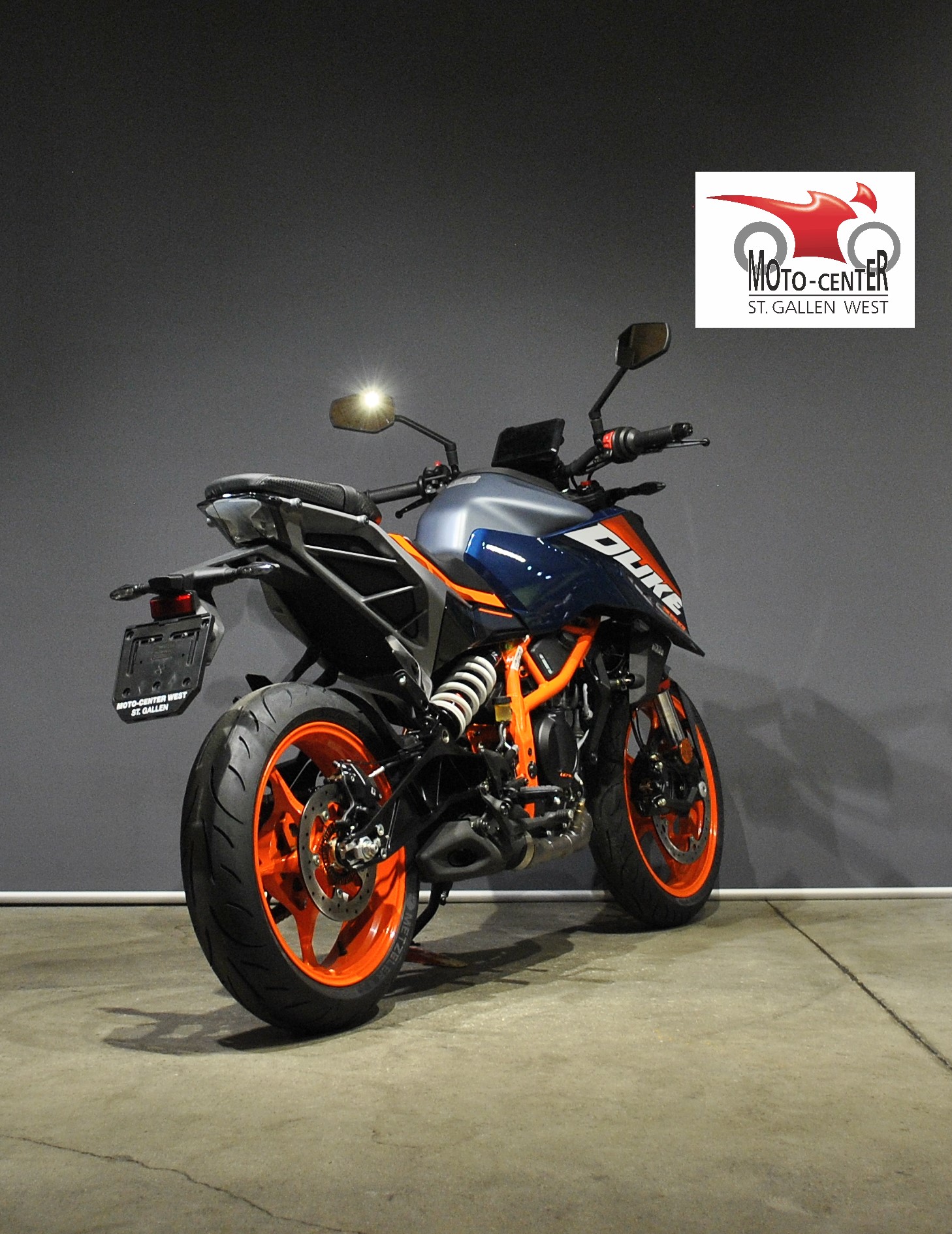 KTM 390 Duke-image-4