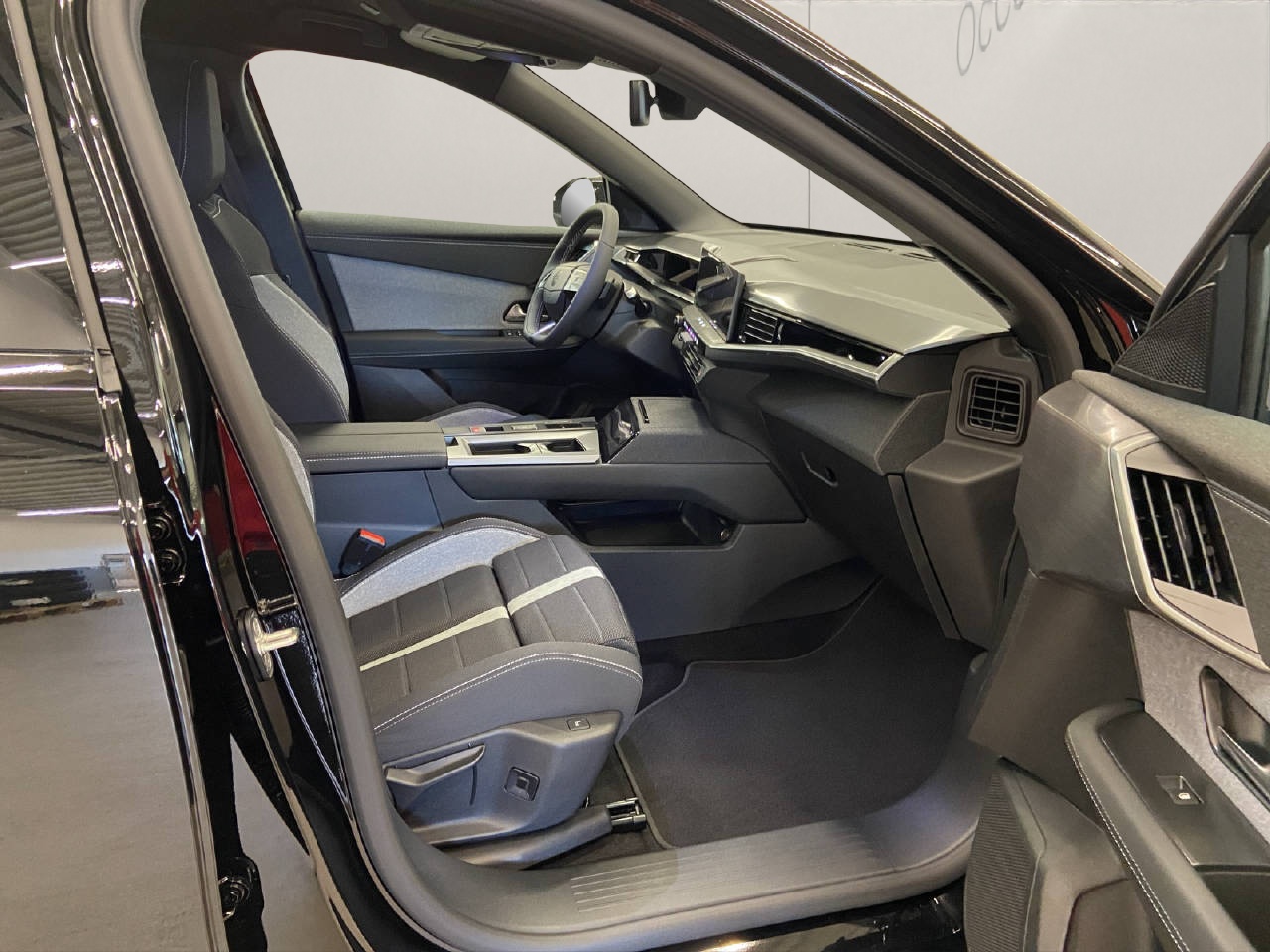 OPEL Grandland 145 HEV Edition-image-10