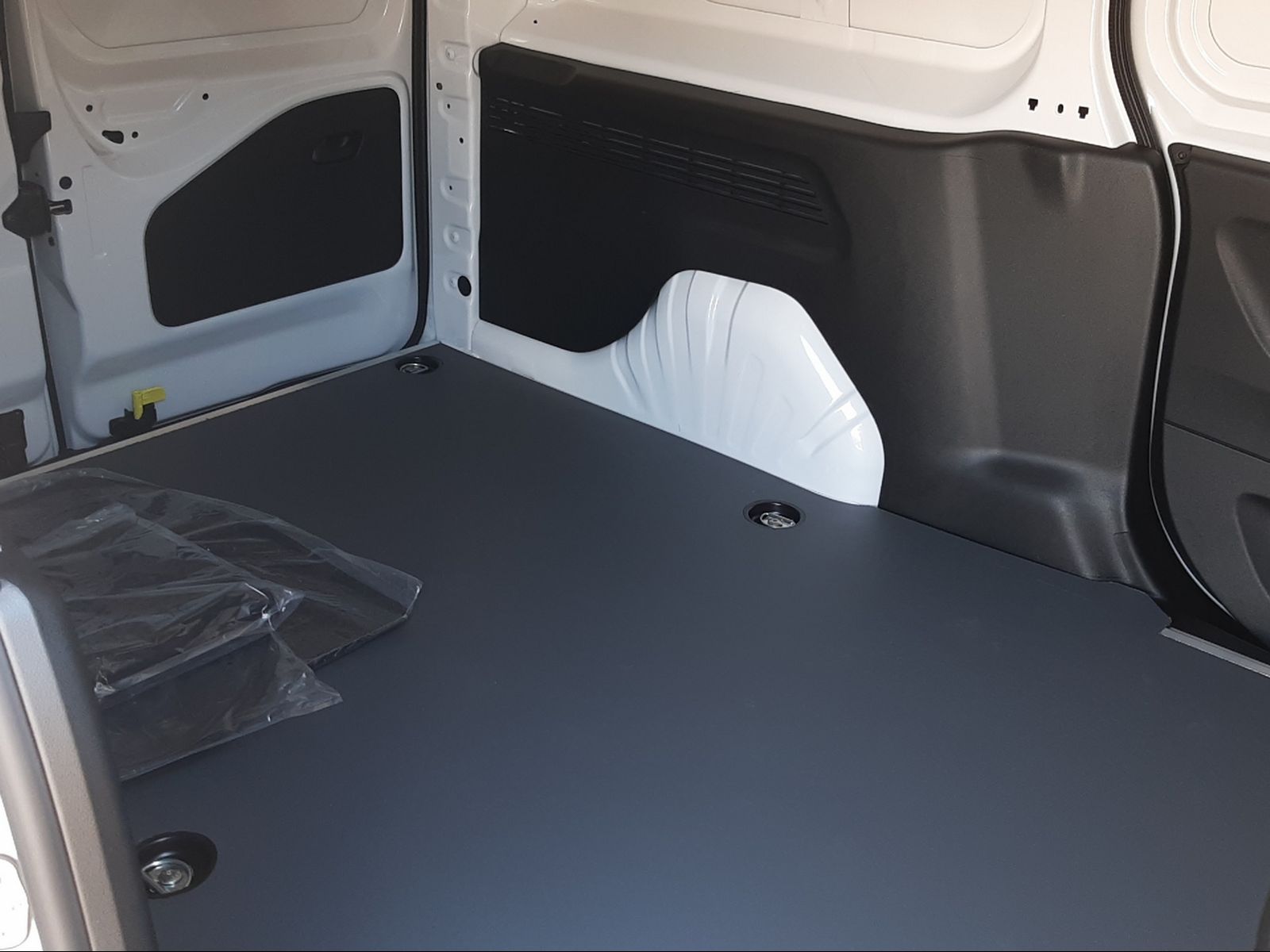 TOYOTA PROACE CITY Van L2 52KWh Active-image-11