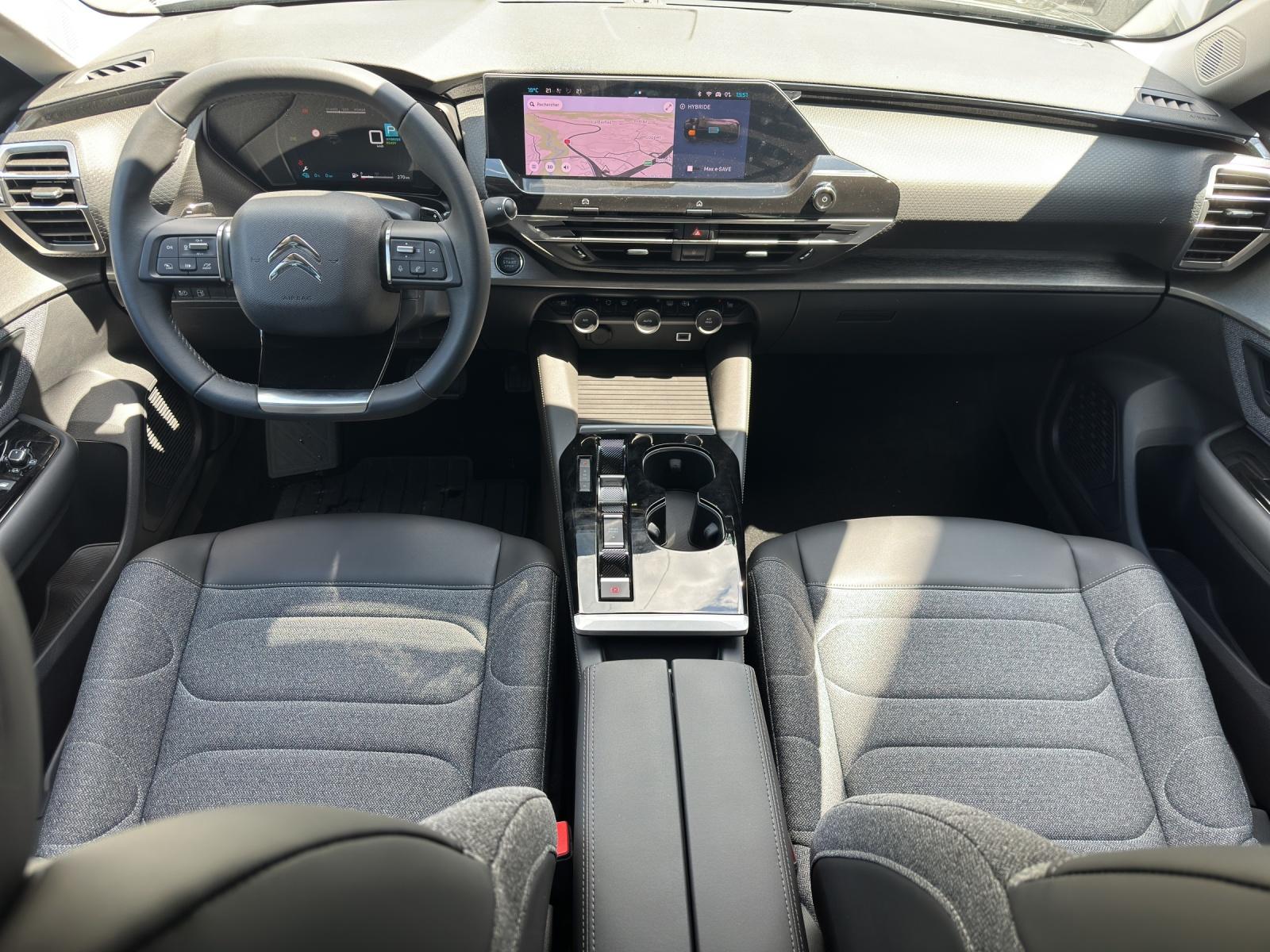 CITROEN C5 X 1.6 Plug-in Hybrid 225 Swiss Edition-image-8