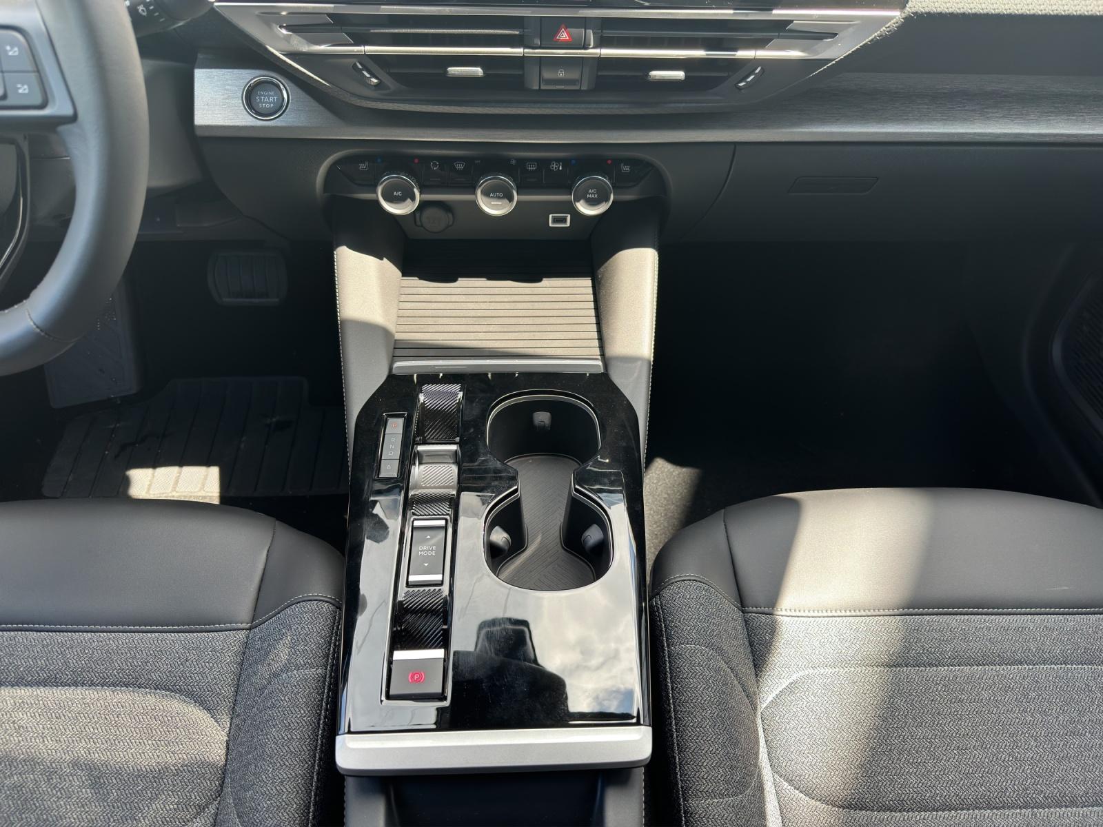 CITROEN C5 X 1.6 Plug-in Hybrid 225 Swiss Edition-image-14