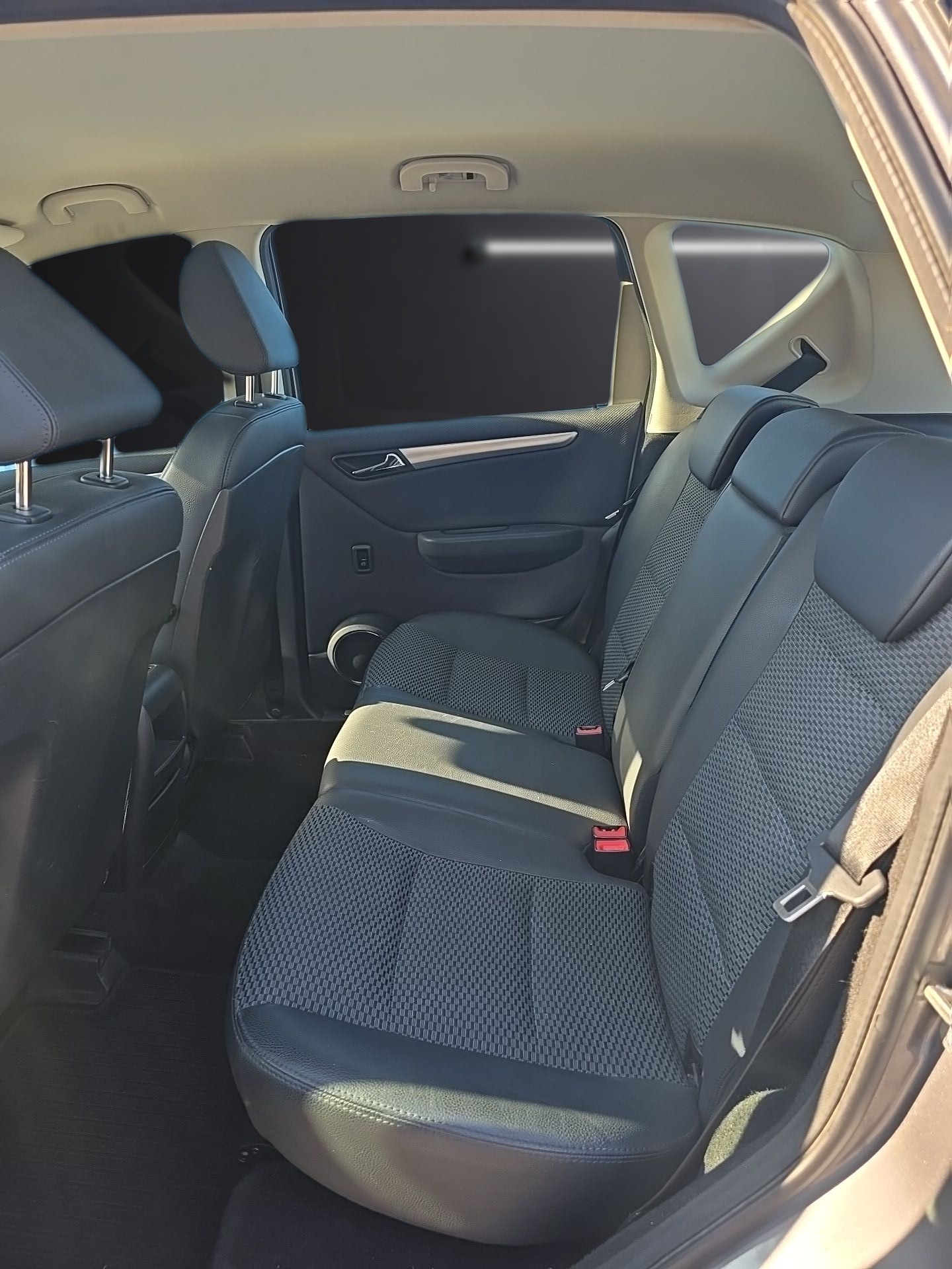 MERCEDES-BENZ A 160 CDI Elégance Autotronic-image-15