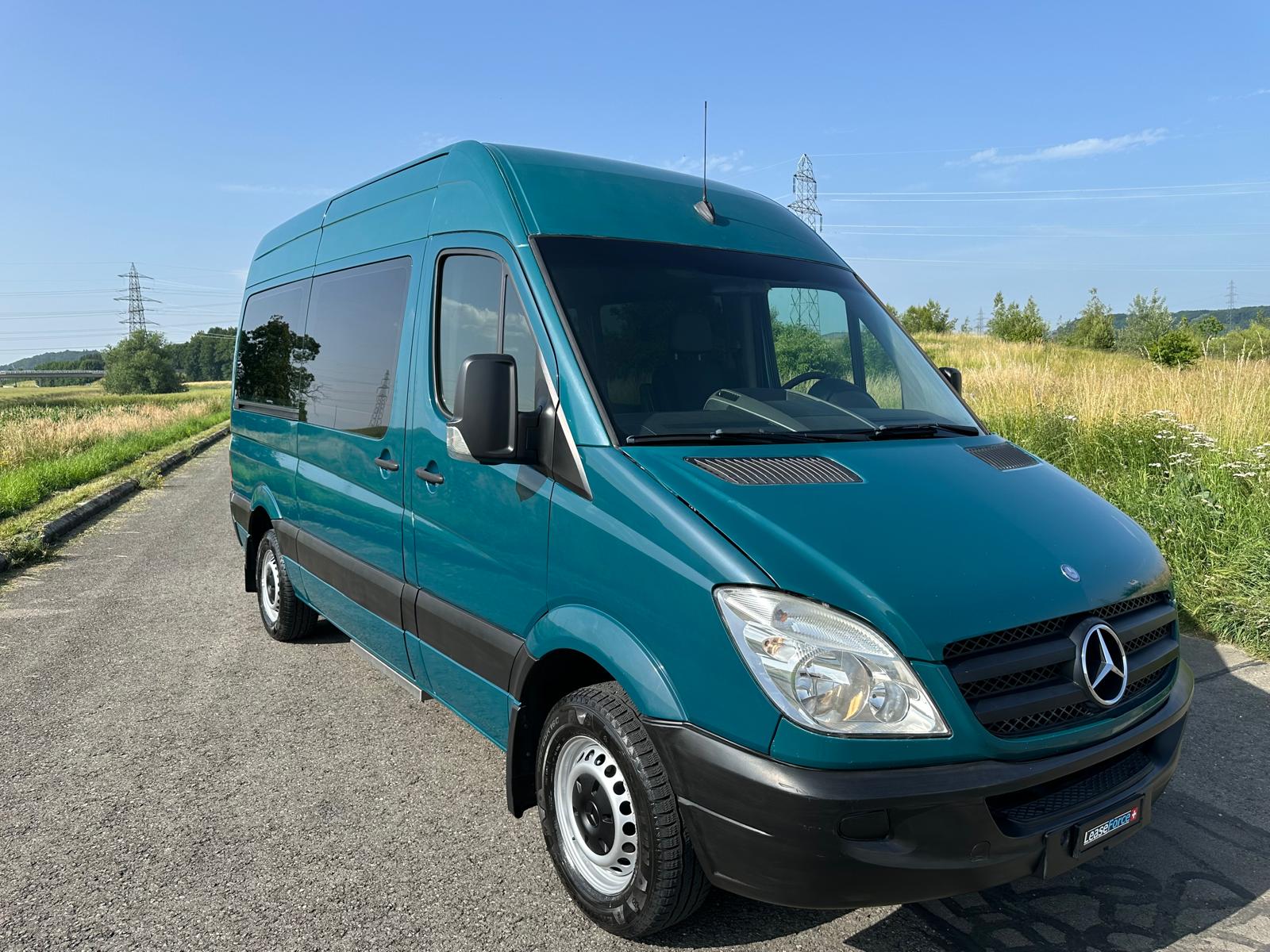 MERCEDES-BENZ 311 CDI-image-9