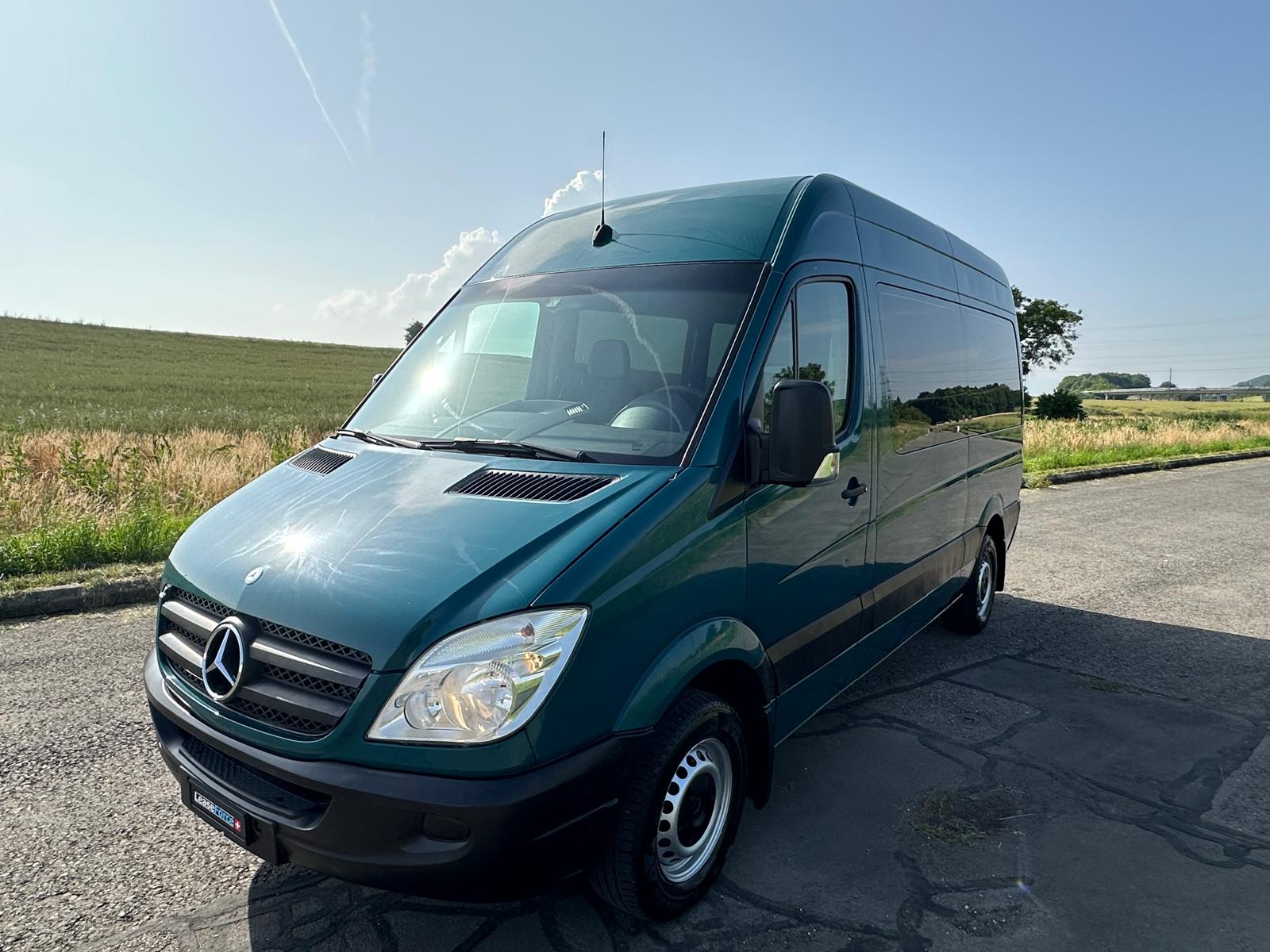 MERCEDES-BENZ 311 CDI-image-4