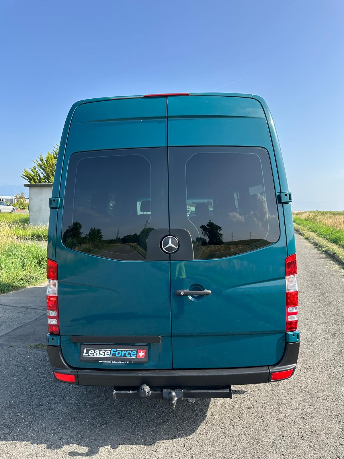 MERCEDES-BENZ 311 CDI-image-17