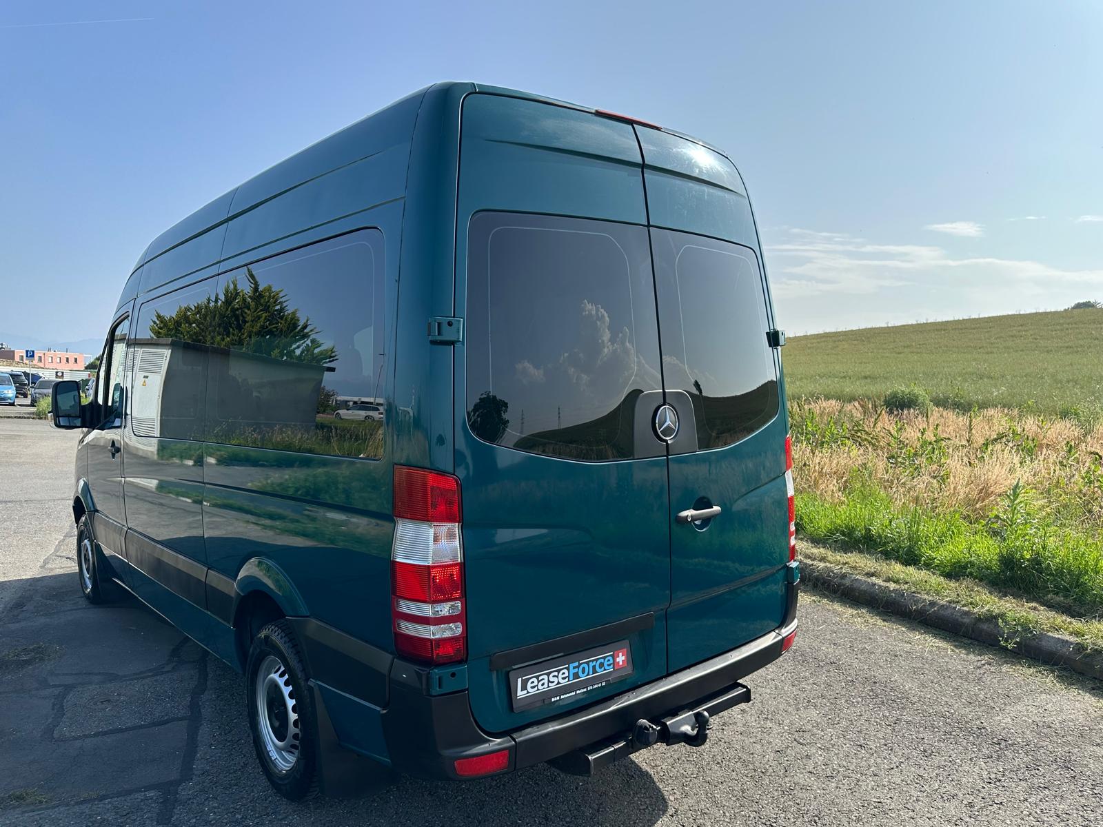 MERCEDES-BENZ 311 CDI-image-21