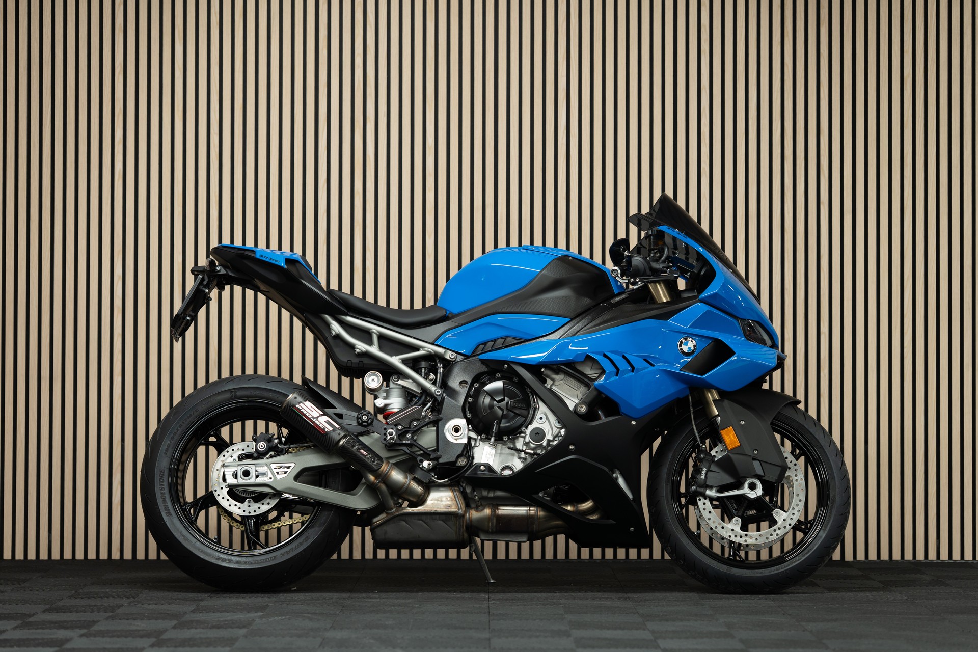 BMW S 1000 RR Individual mit Sportschalldämpfer, Blinker- und Spiegelumbau u. v. m.