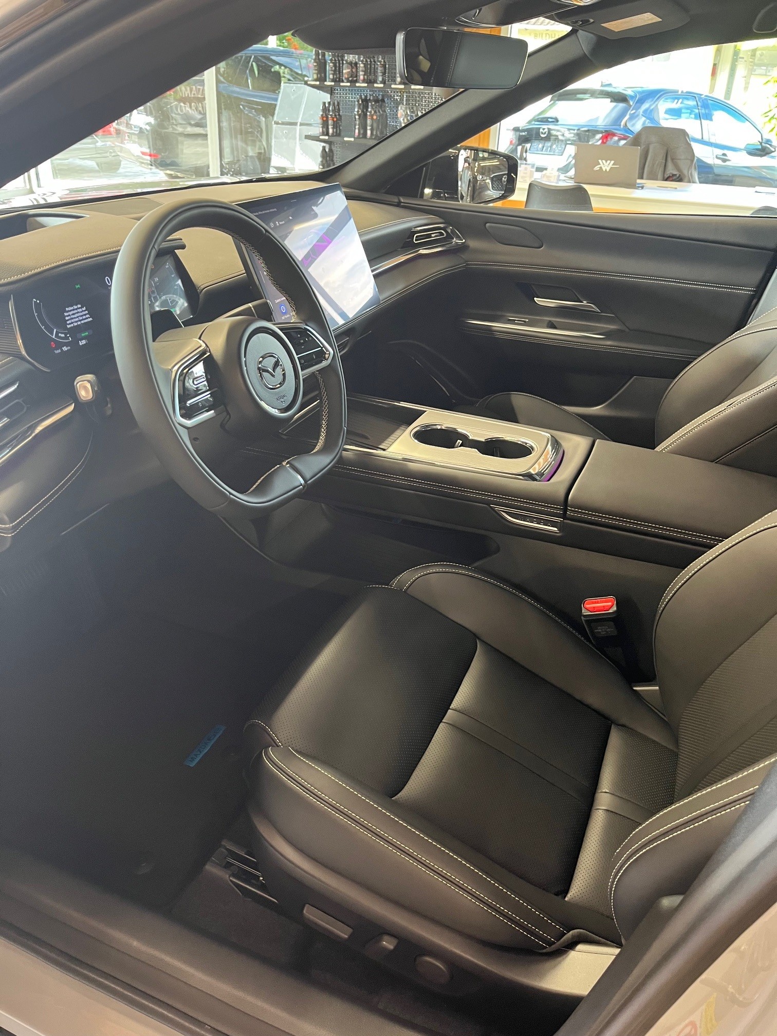 MAZDA Takumi Long Range 245 (80 kWh)-image-8