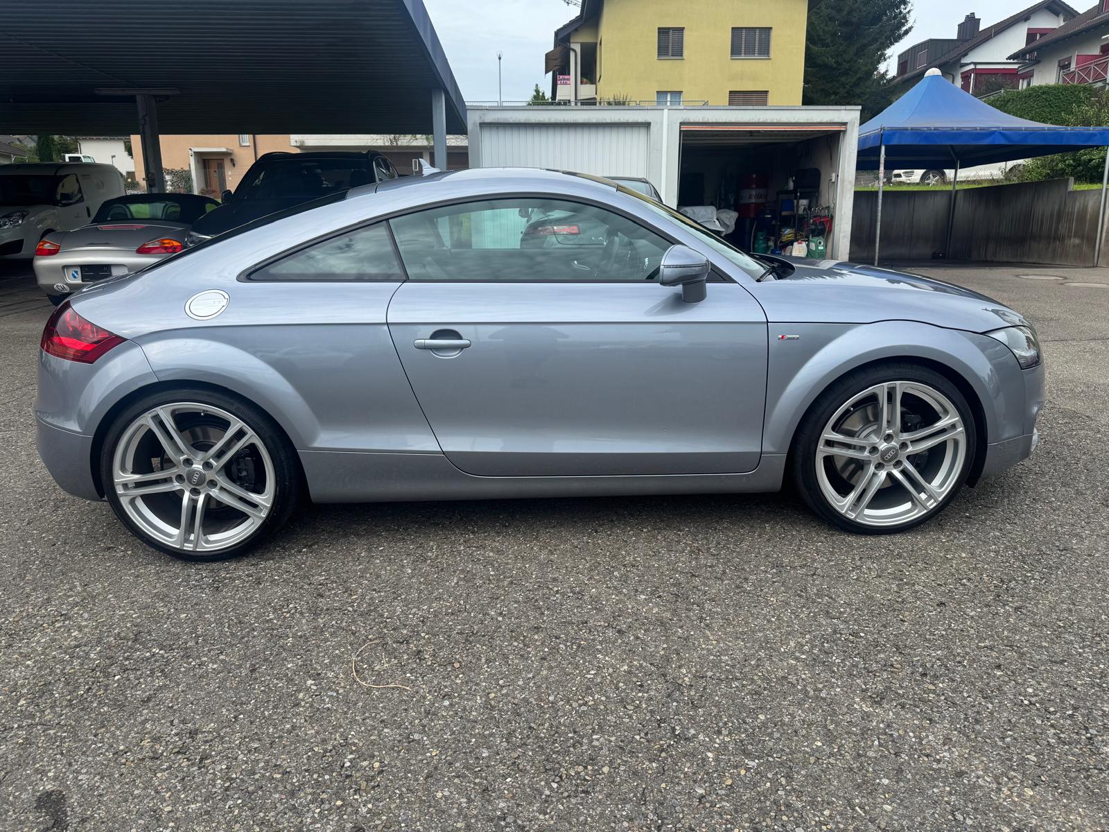 AUDI TT Coupé 3.2 quattro-image-6