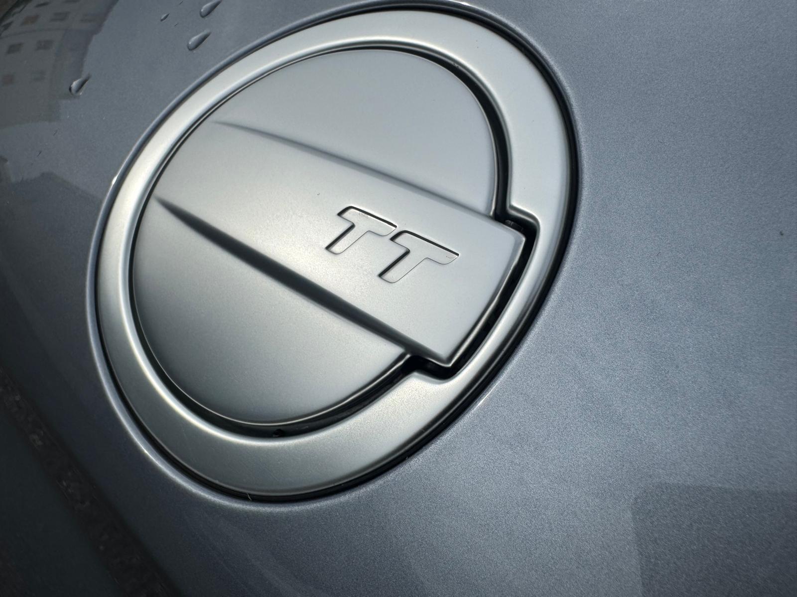 AUDI TT Coupé 3.2 quattro-image-16