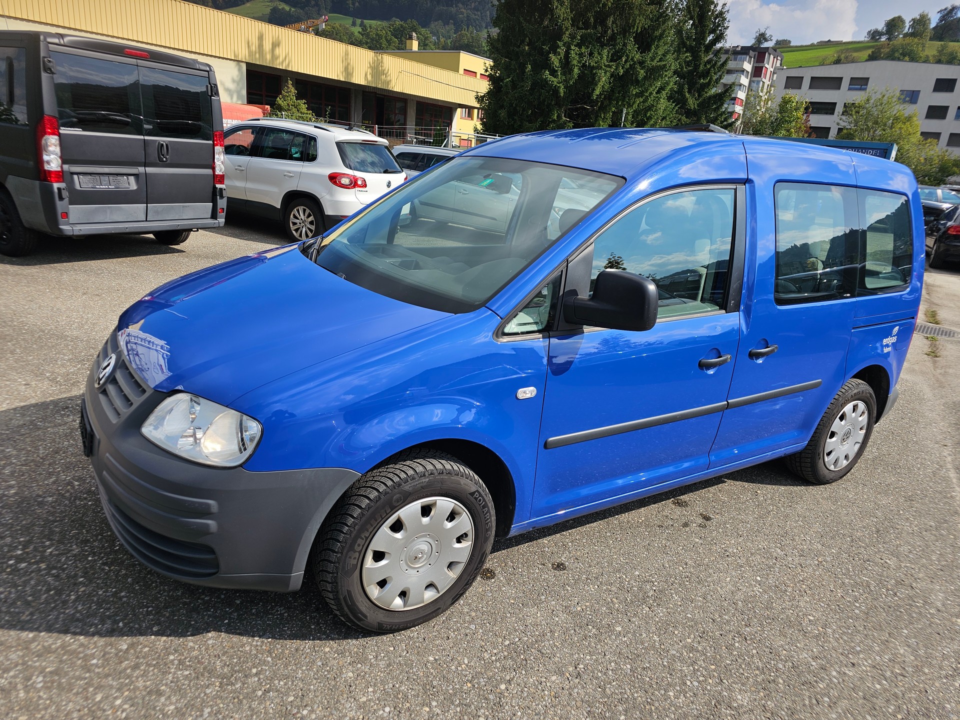 VW Caddy Life 2.0 EcoFuel-image-4