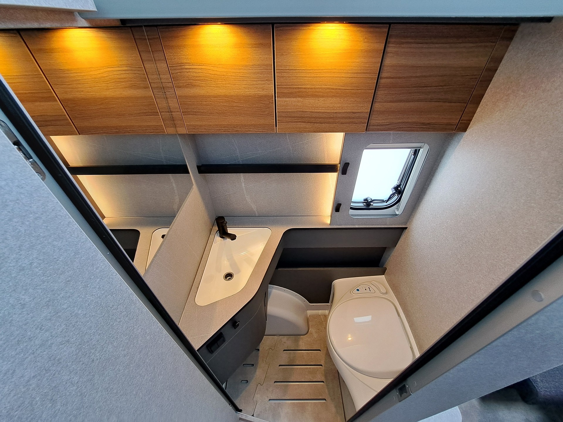 ERIBA New Feeling 442-image-4