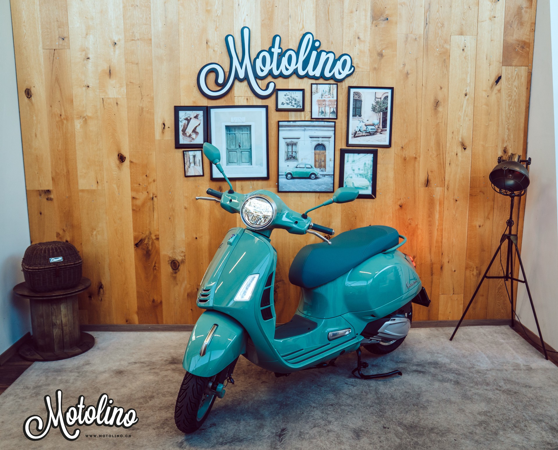 PIAGGIO Vespa GTS 310 80TH ANNIVERSARY EDITION-showroom-element-2