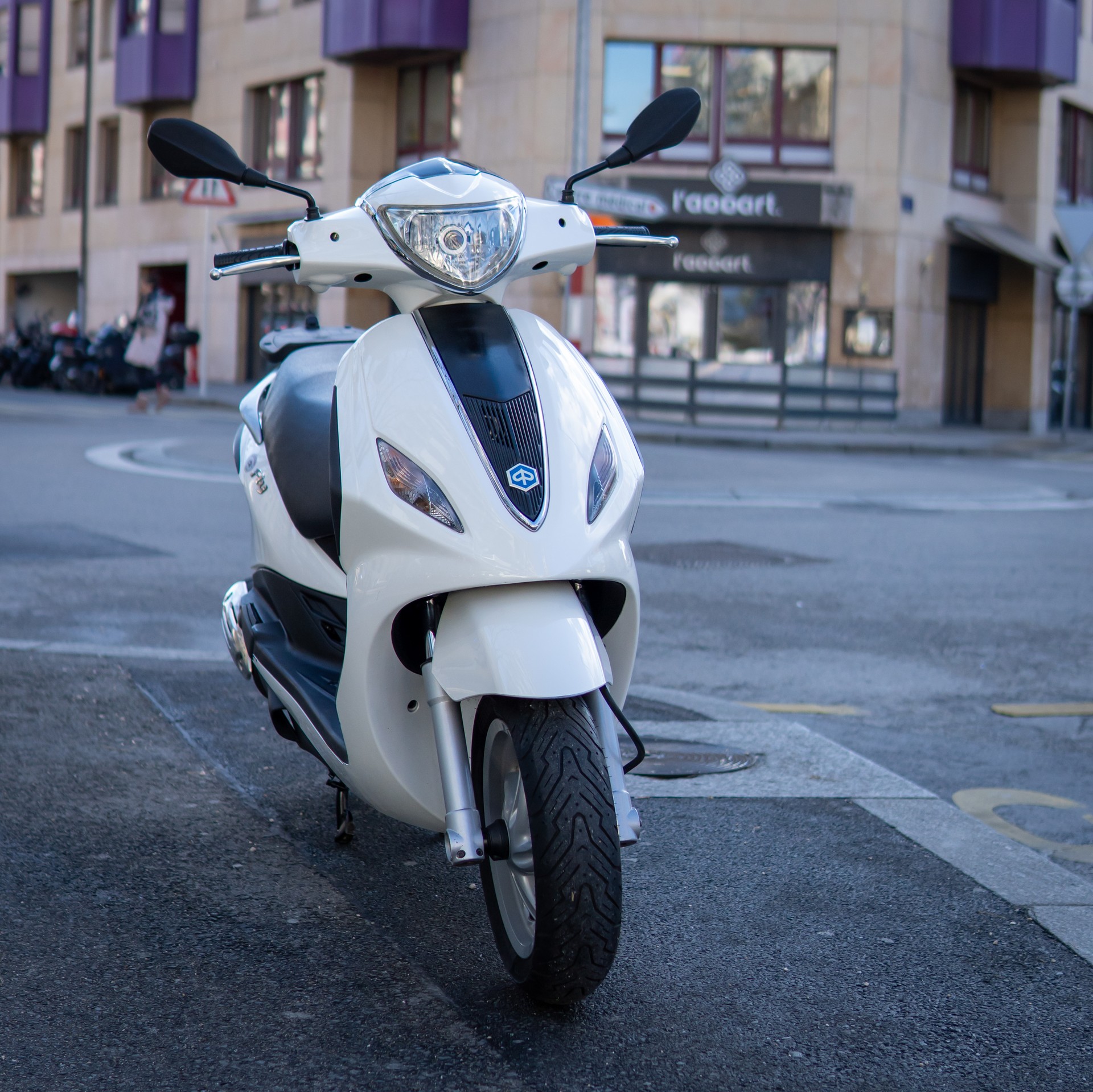 PIAGGIO Fly 125 i.e. 3V-image-3