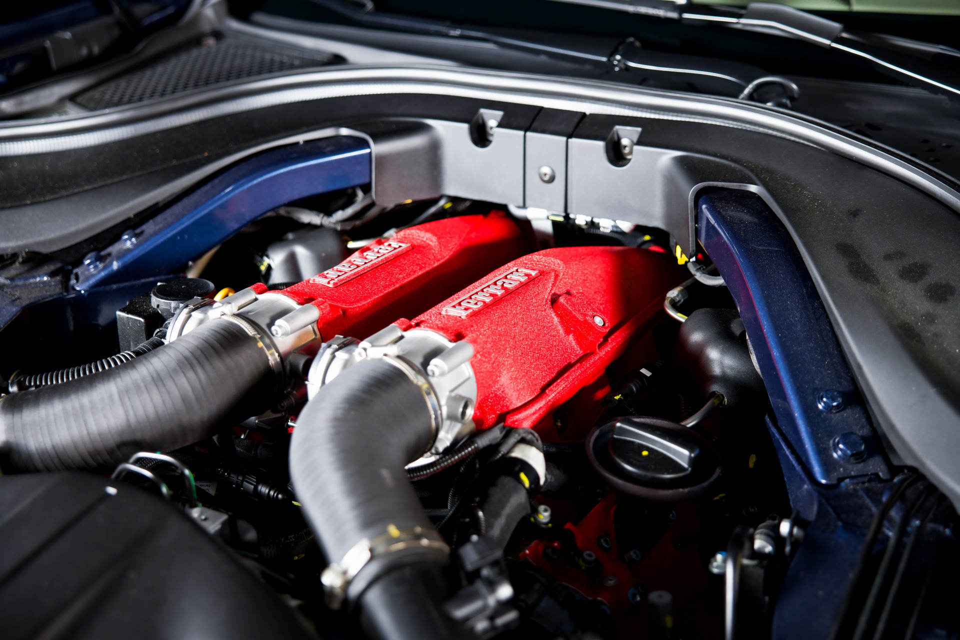 FERRARI Roma 3.9 V8 T-image-12