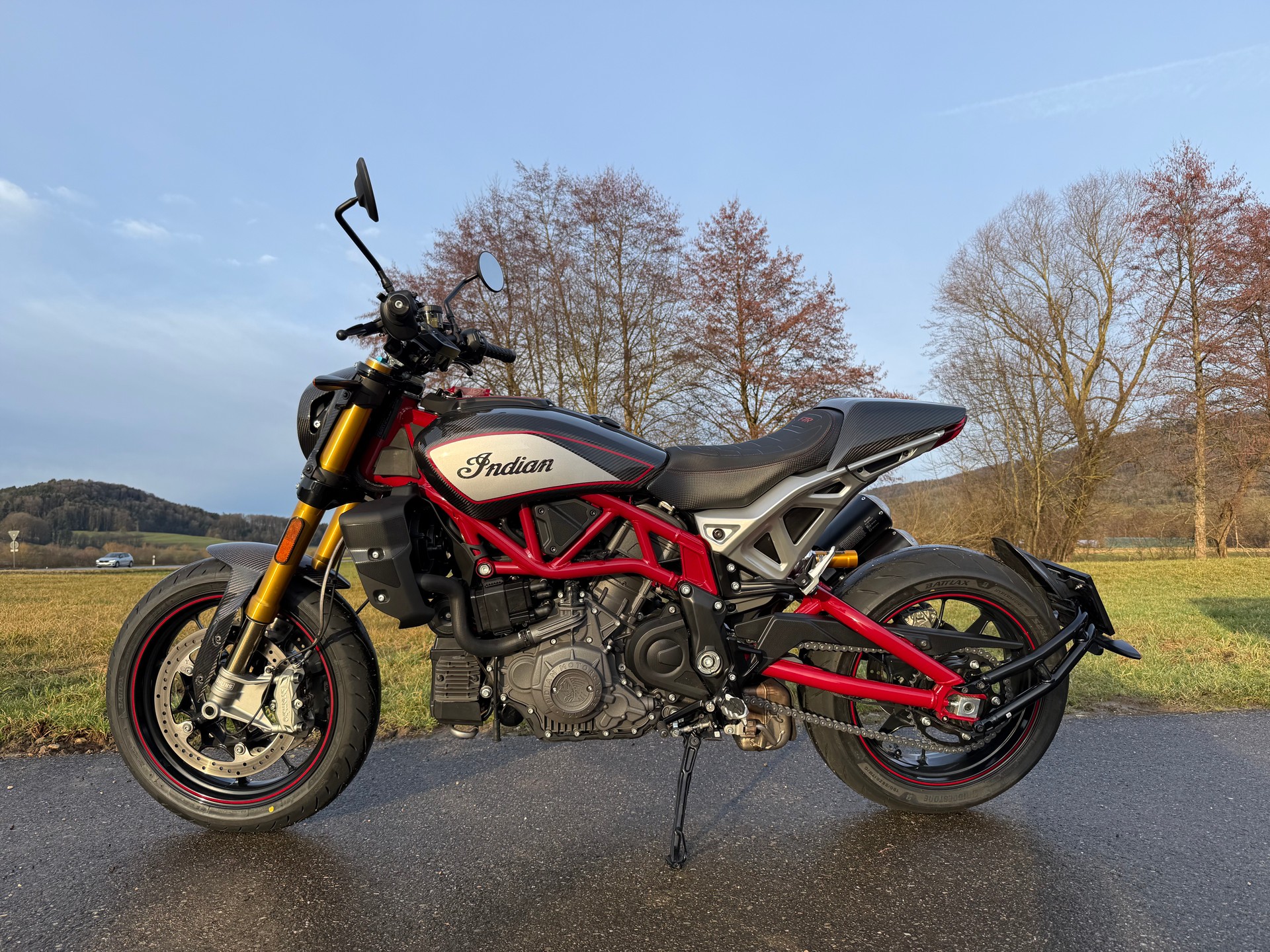 INDIAN FTR 1200 Z R Carbon-image-0