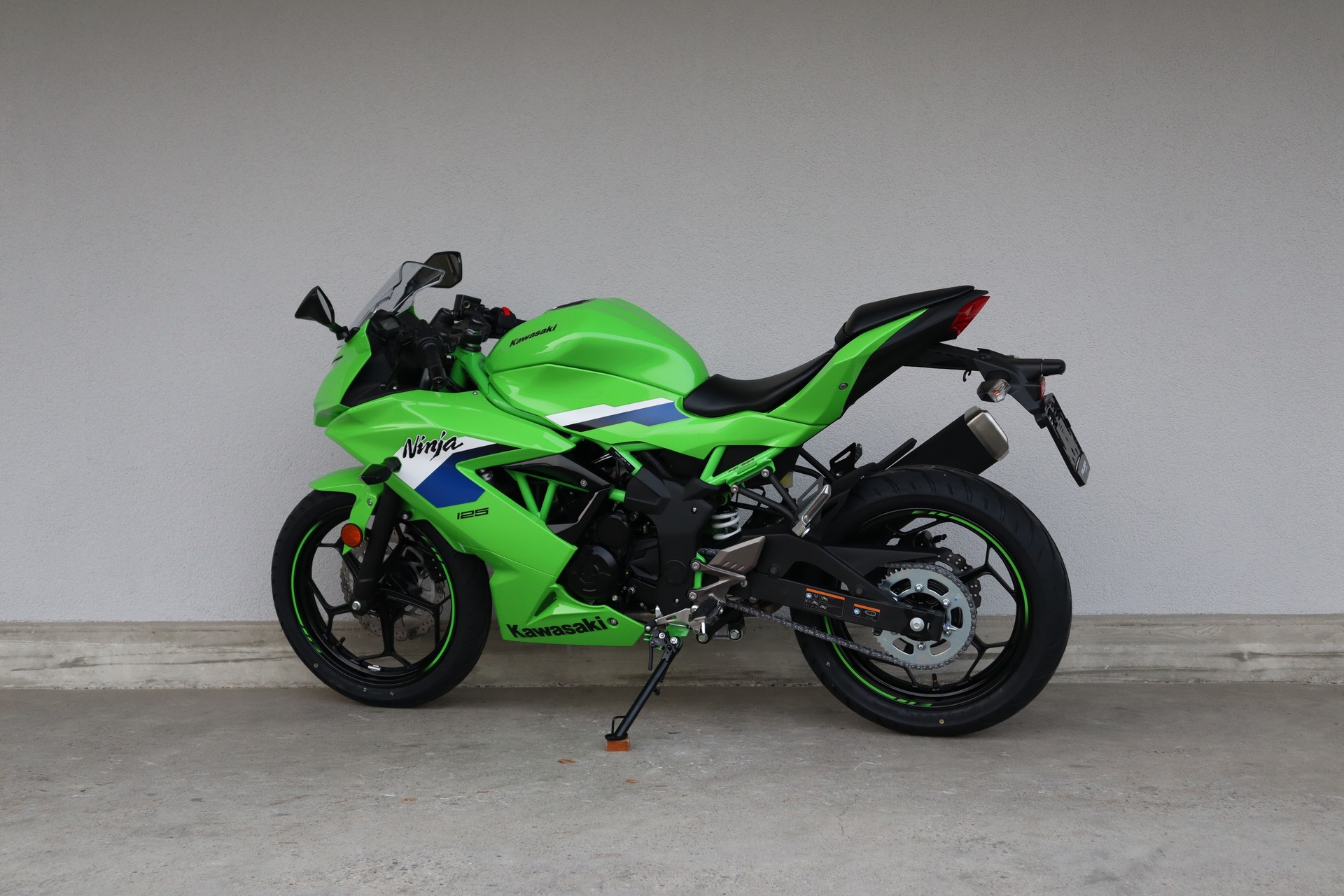 KAWASAKI Ninja 125-image-5
