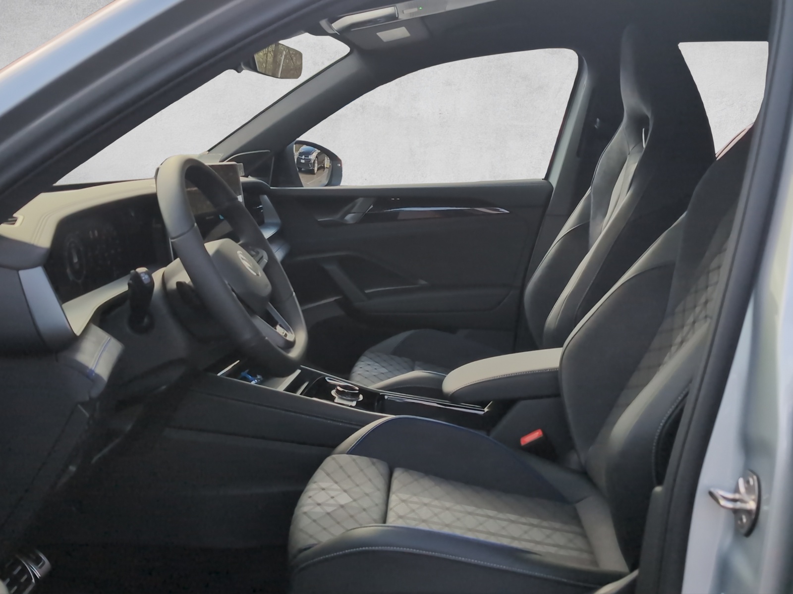 VW Tayron 2.0 TSI R-Line DSG 4Motion-image-8