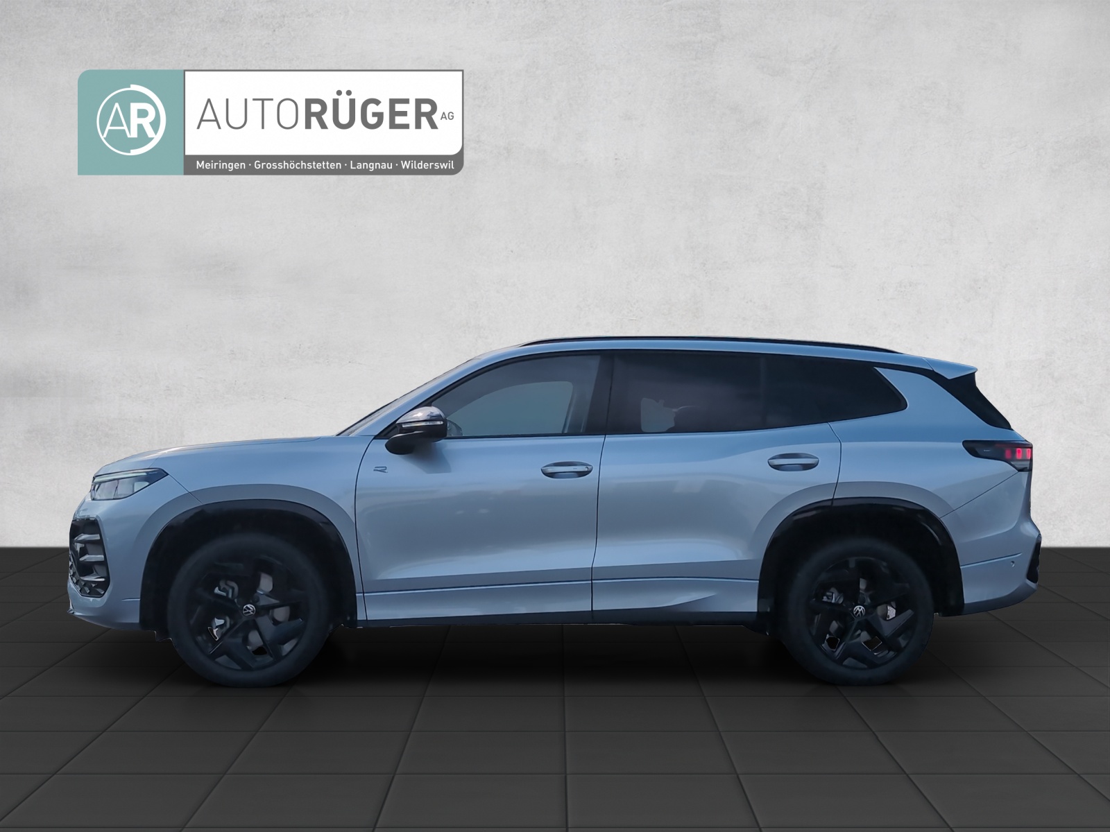 VW Tayron 2.0 TSI R-Line DSG 4Motion-image-2