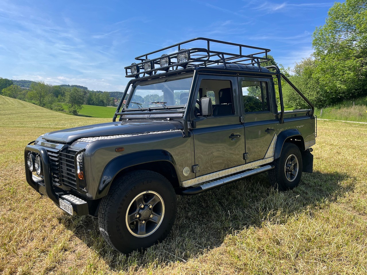 LAND ROVER Defender 110 SW 2.5 Td5-image-1