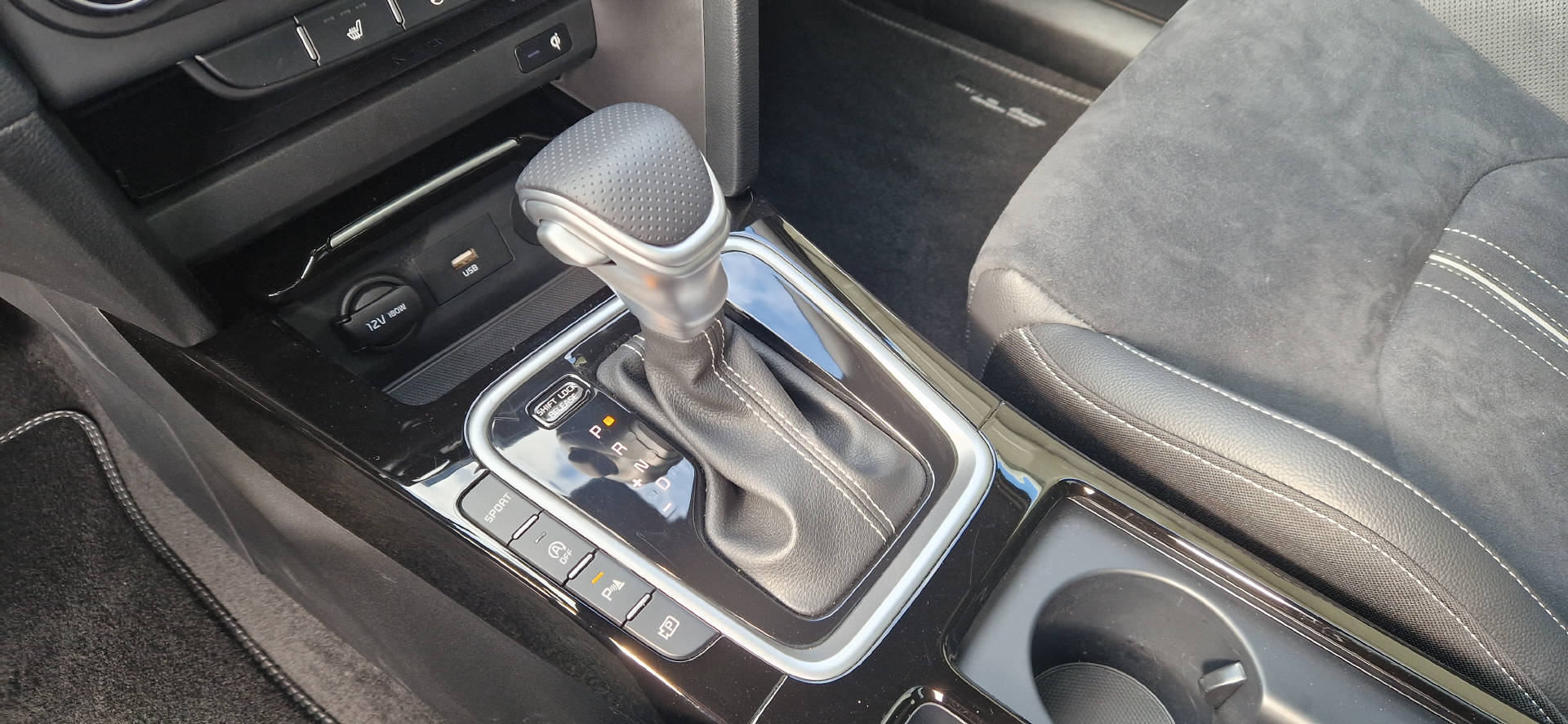 KIA XCeed 1.5 T-GDi GT-Line-image-12