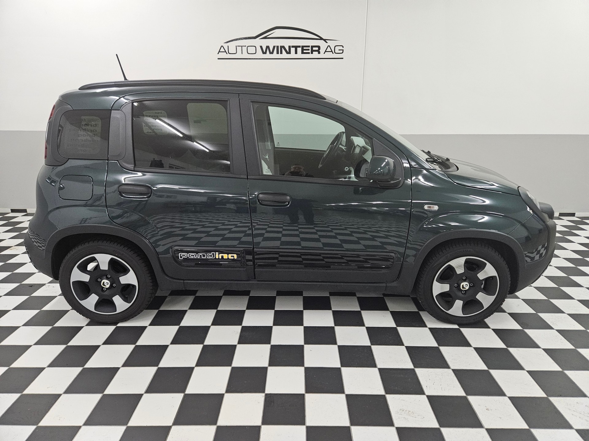 FIAT Pandina 1.0 MHEV Cross-showroom-element-2
