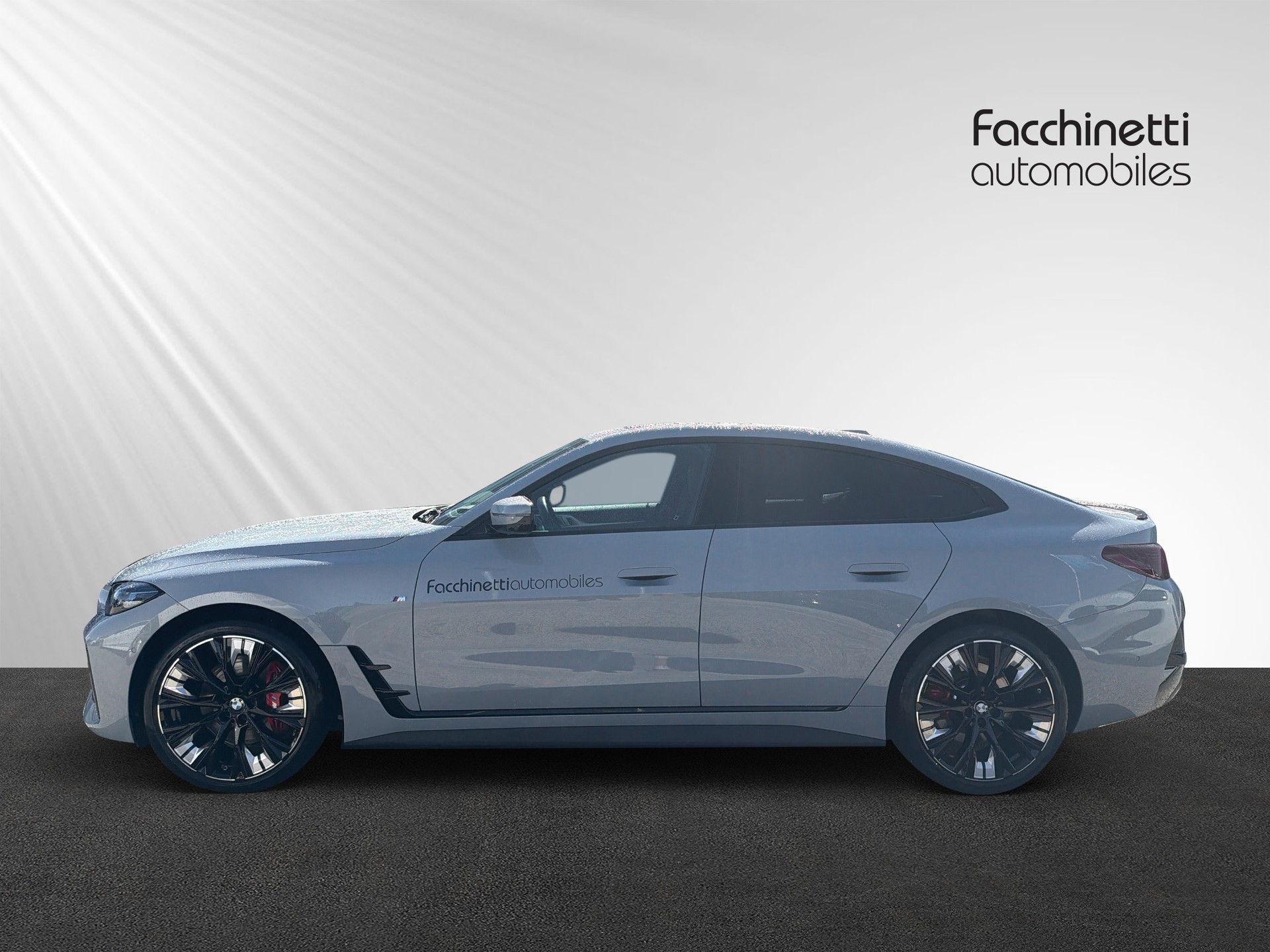BMW i4 xDrive 40 M Sport Pro-showroom-element-1